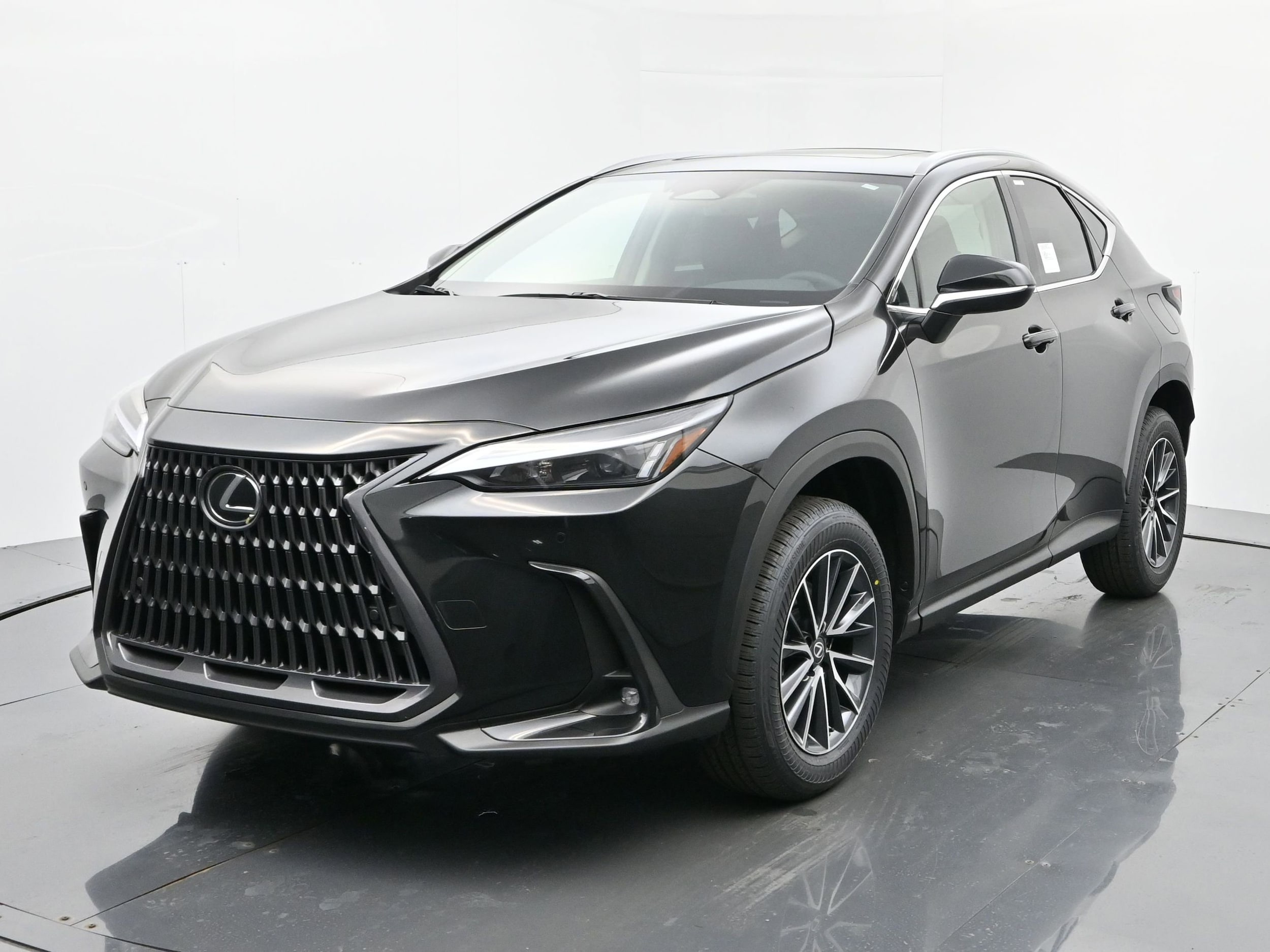 2026 Lexus NX 350's photo