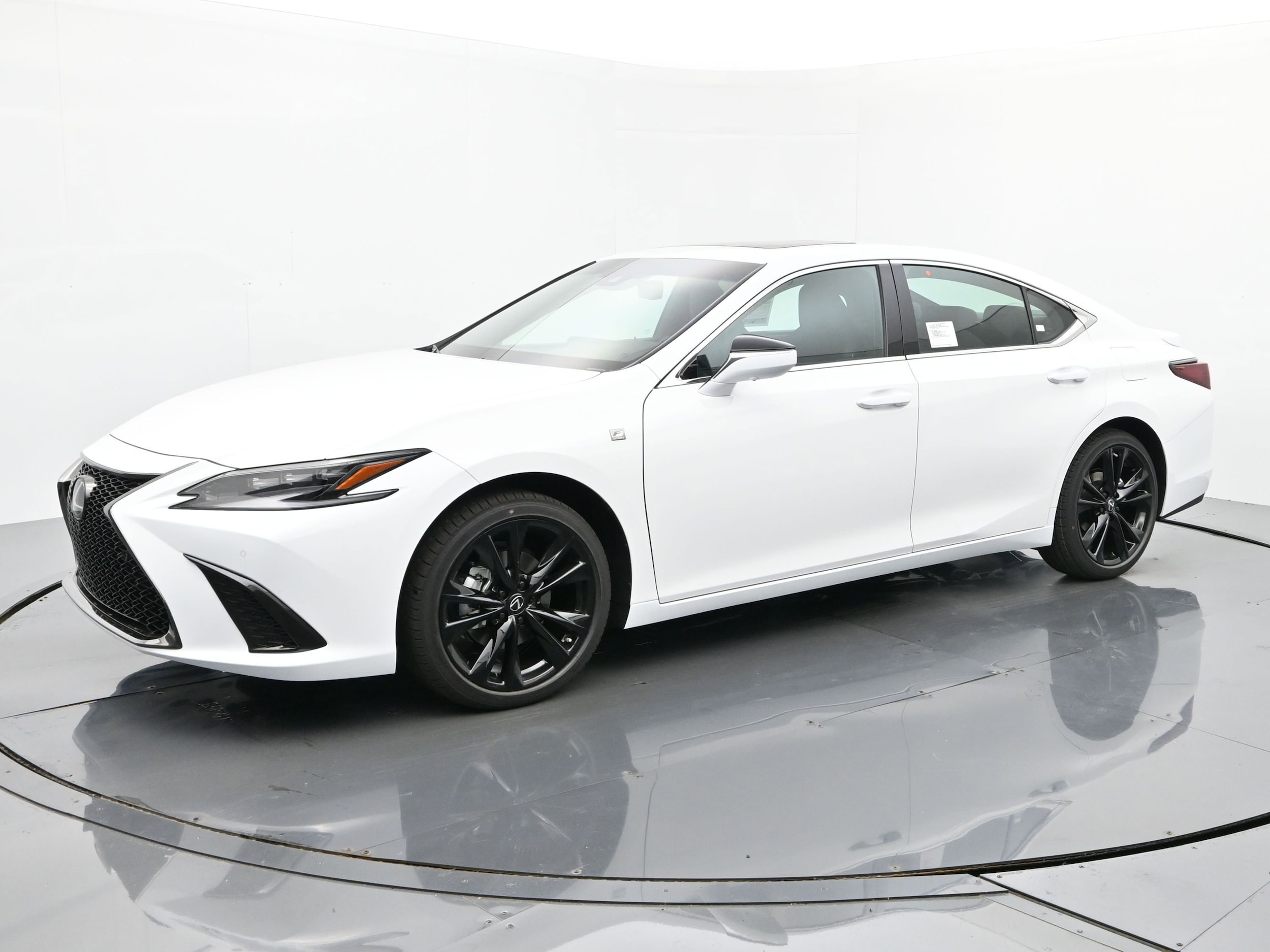 2025 Lexus ES 350 F SPORT Handling's photo