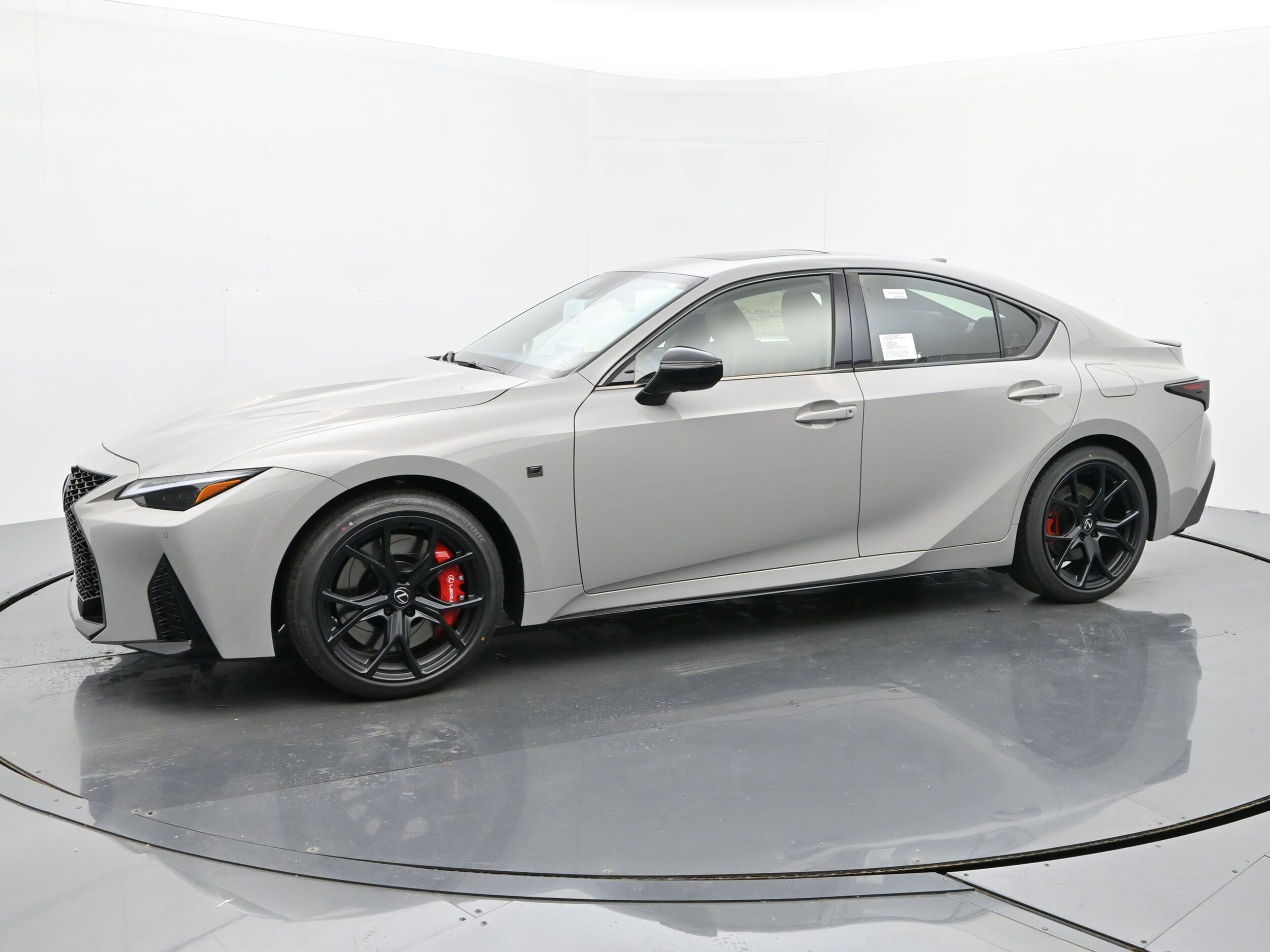 2025 Lexus IS 500 F SPORT Performance photo 2