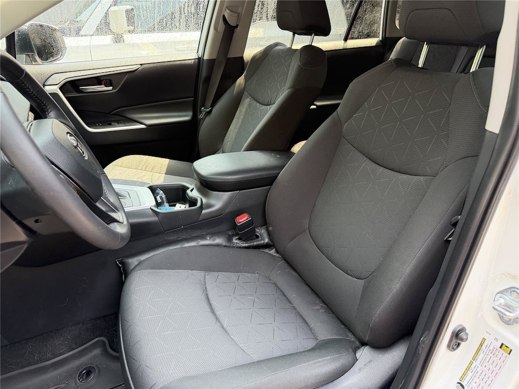 Used 2024 Toyota RAV4 Hybrid XLE SUV