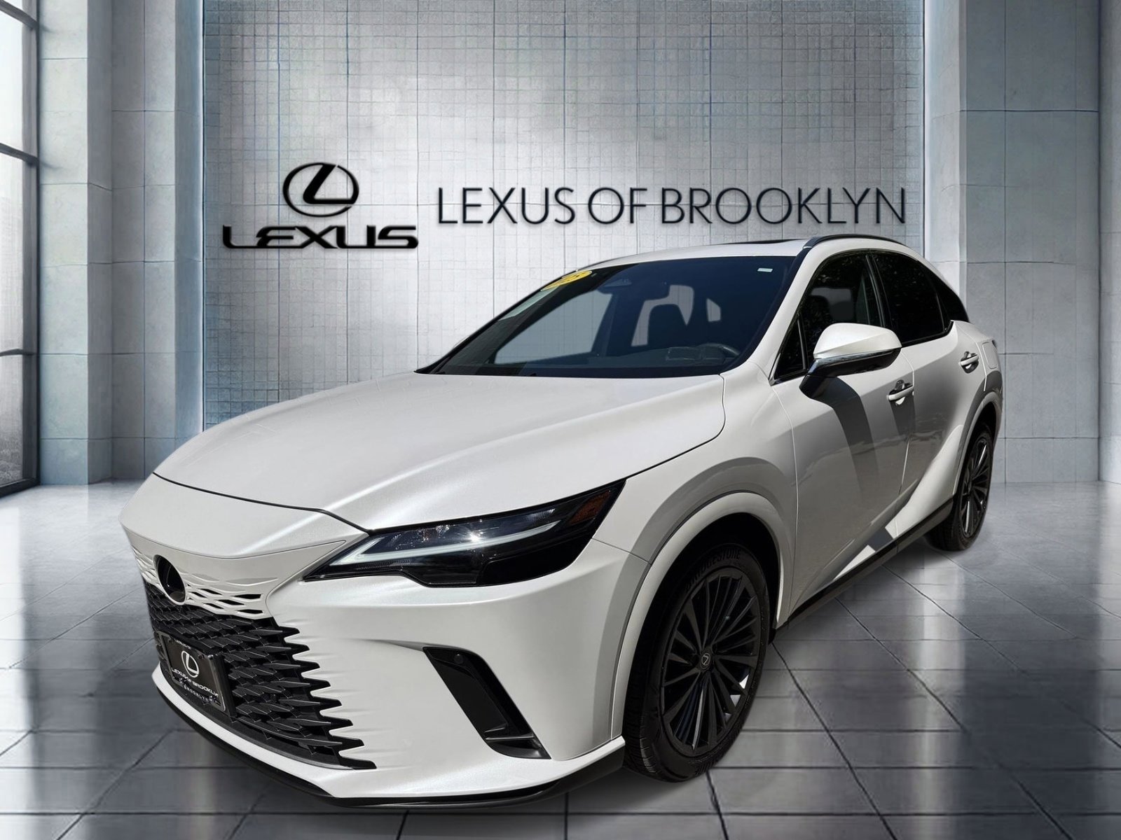 2025 Lexus RX 350's photo