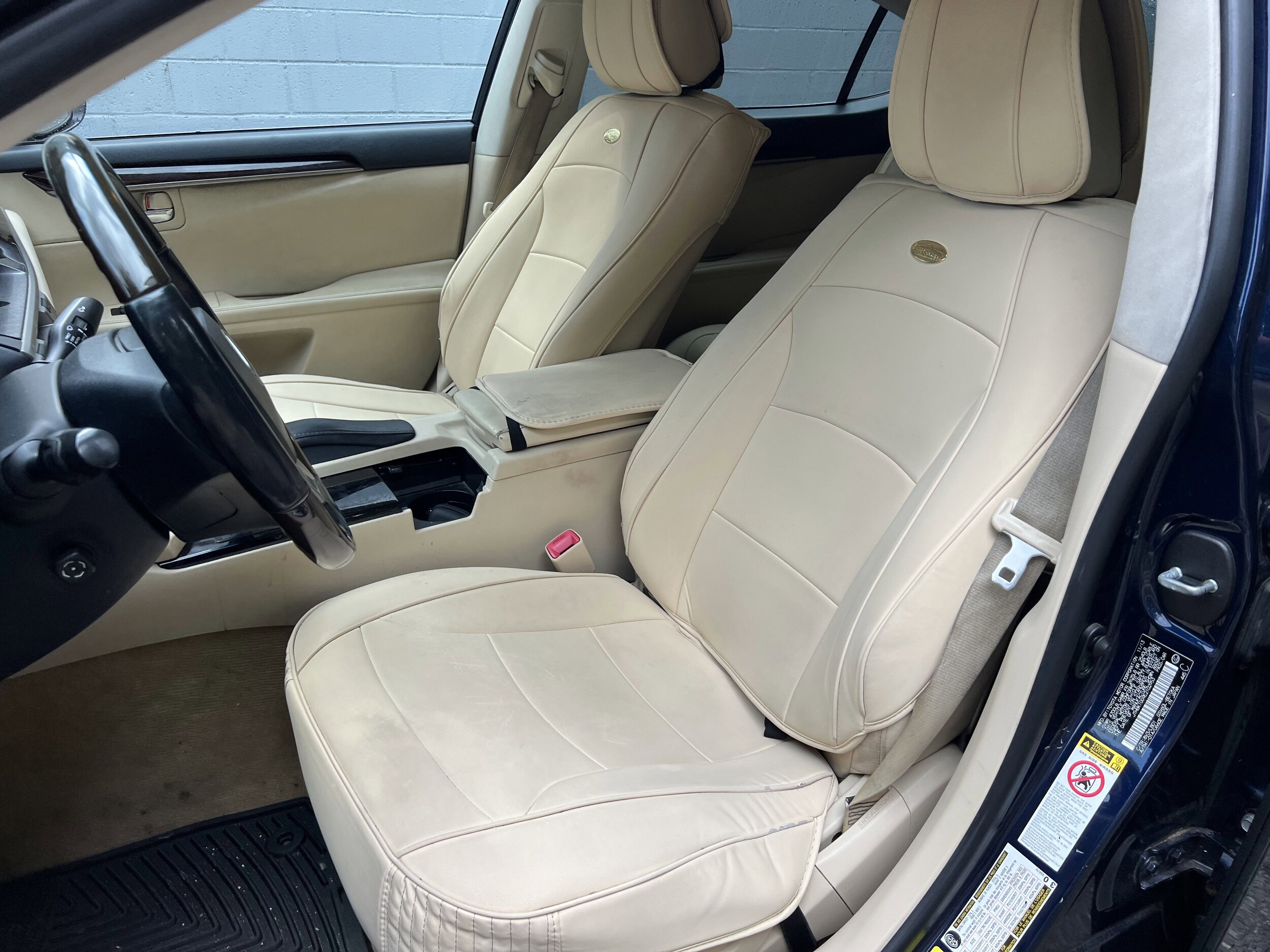 2014 Lexus ES 350 photo 3