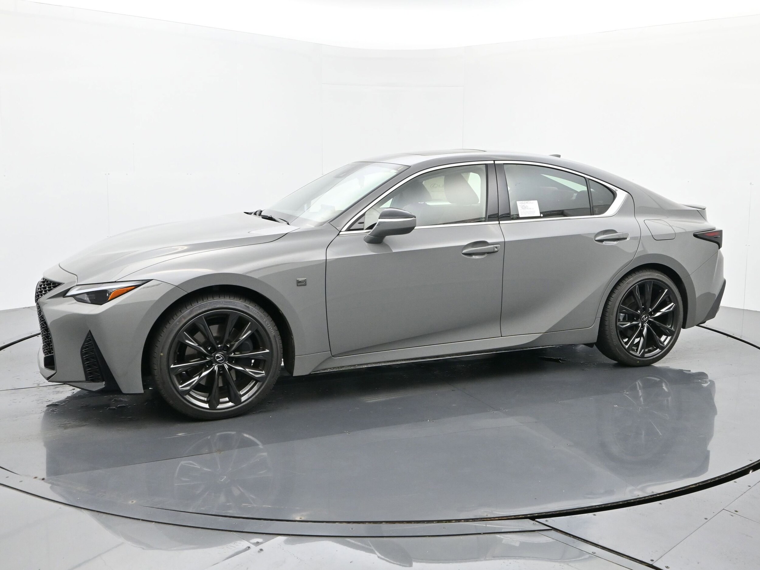 2025 Lexus IS 350 F SPORT photo 2