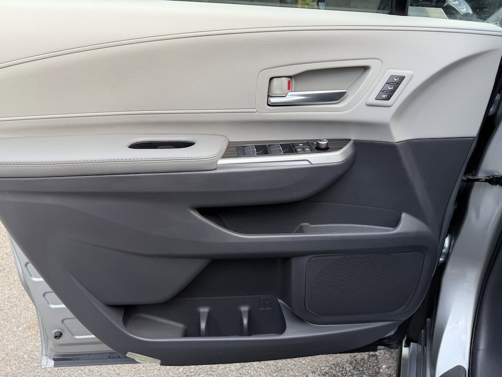 Used 2023 Toyota Sienna Limited Van Passenger Van
