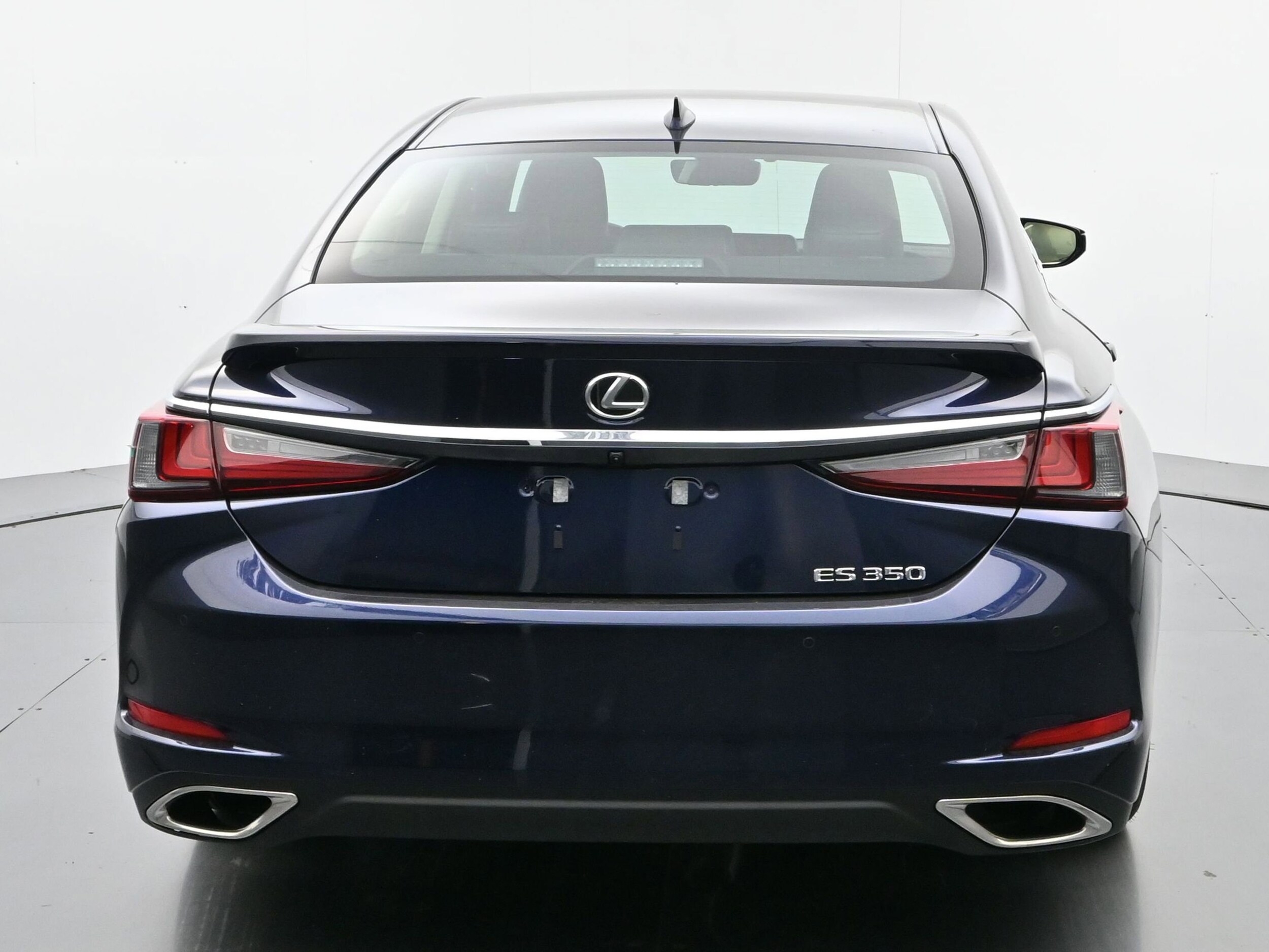 2025 Lexus ES 350 photo 4
