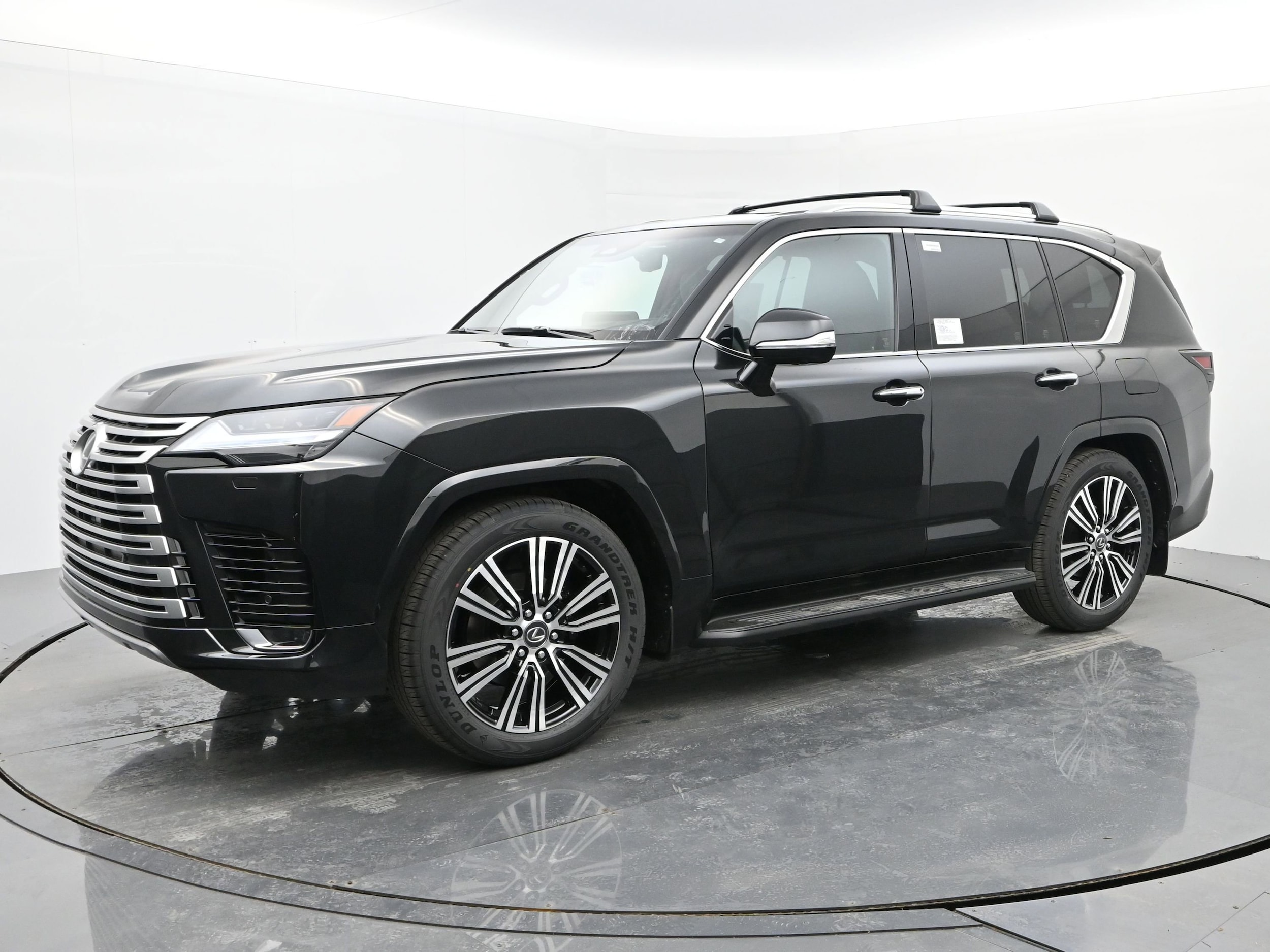 2026 Lexus LX Luxury's photo