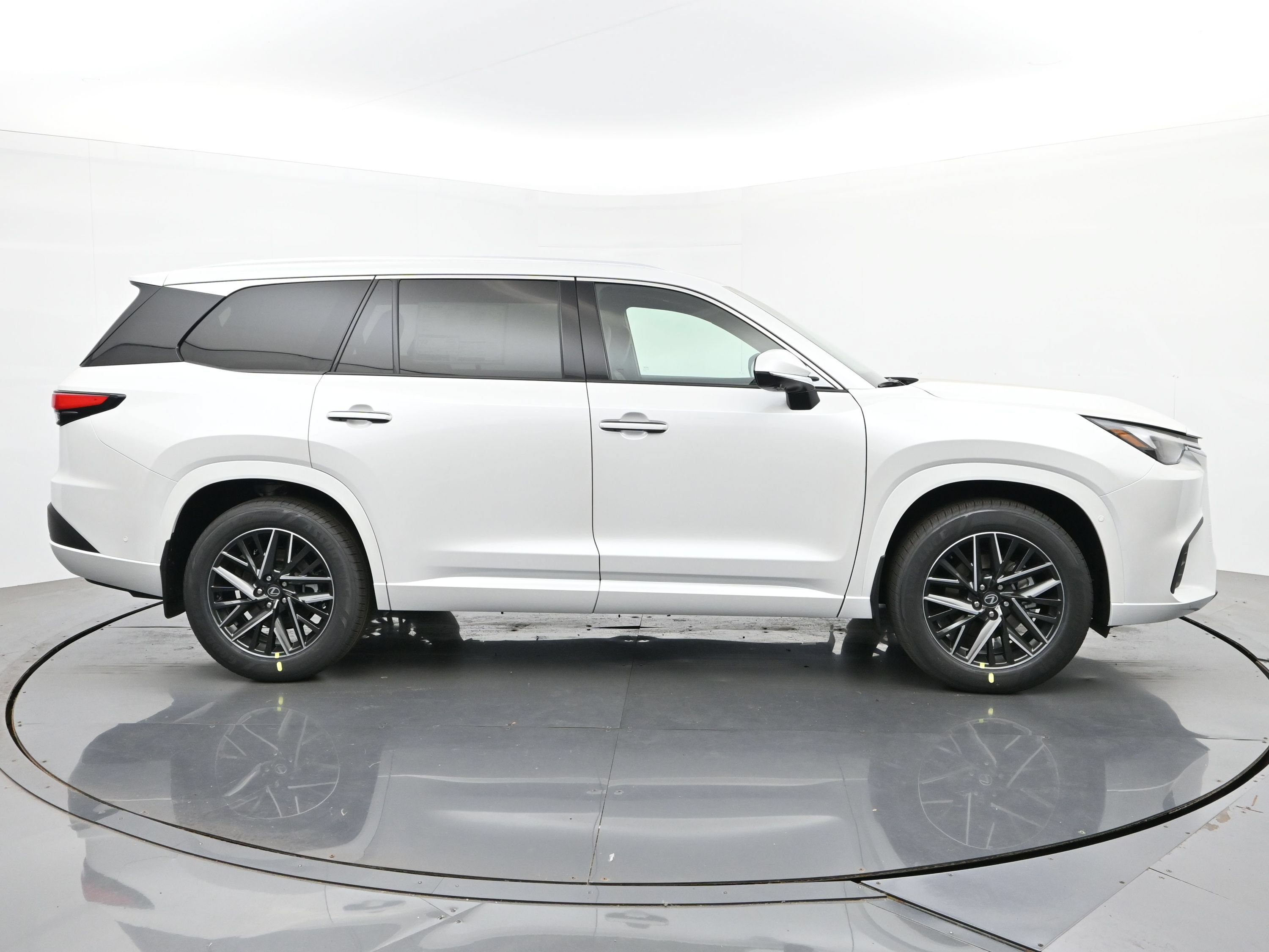 2026 Lexus TX 6