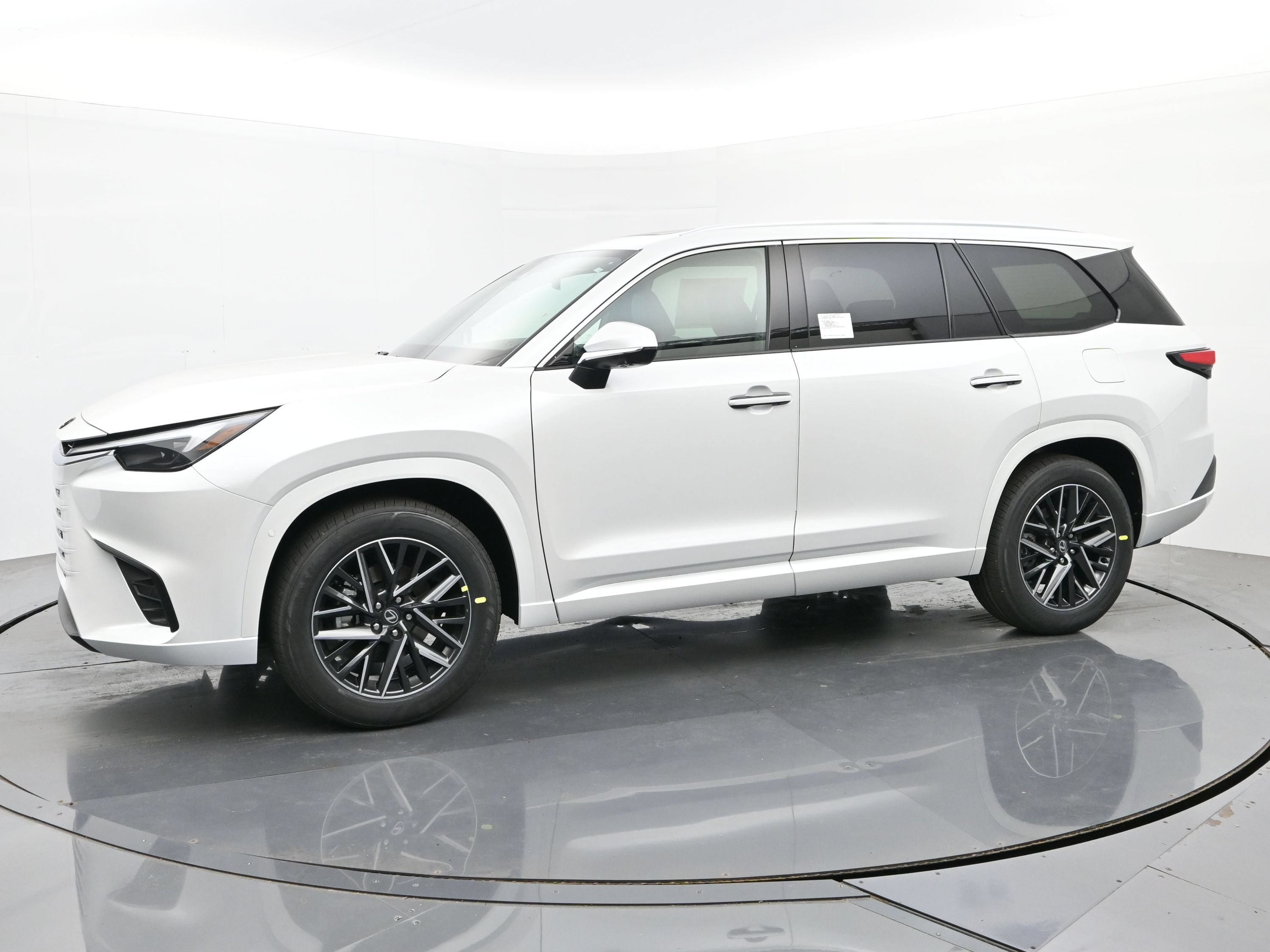 2026 Lexus TX 2