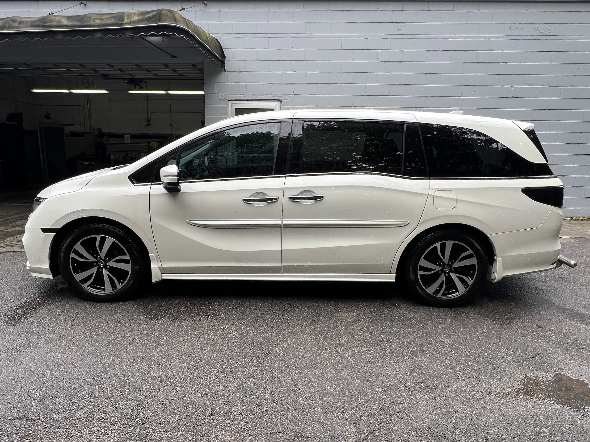 Used 2019 Honda Odyssey Elite with VIN 5FNRL6H97KB003034 for sale in Brooklyn, NY