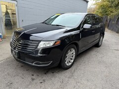 2019 Lincoln MKT Livery SUV
