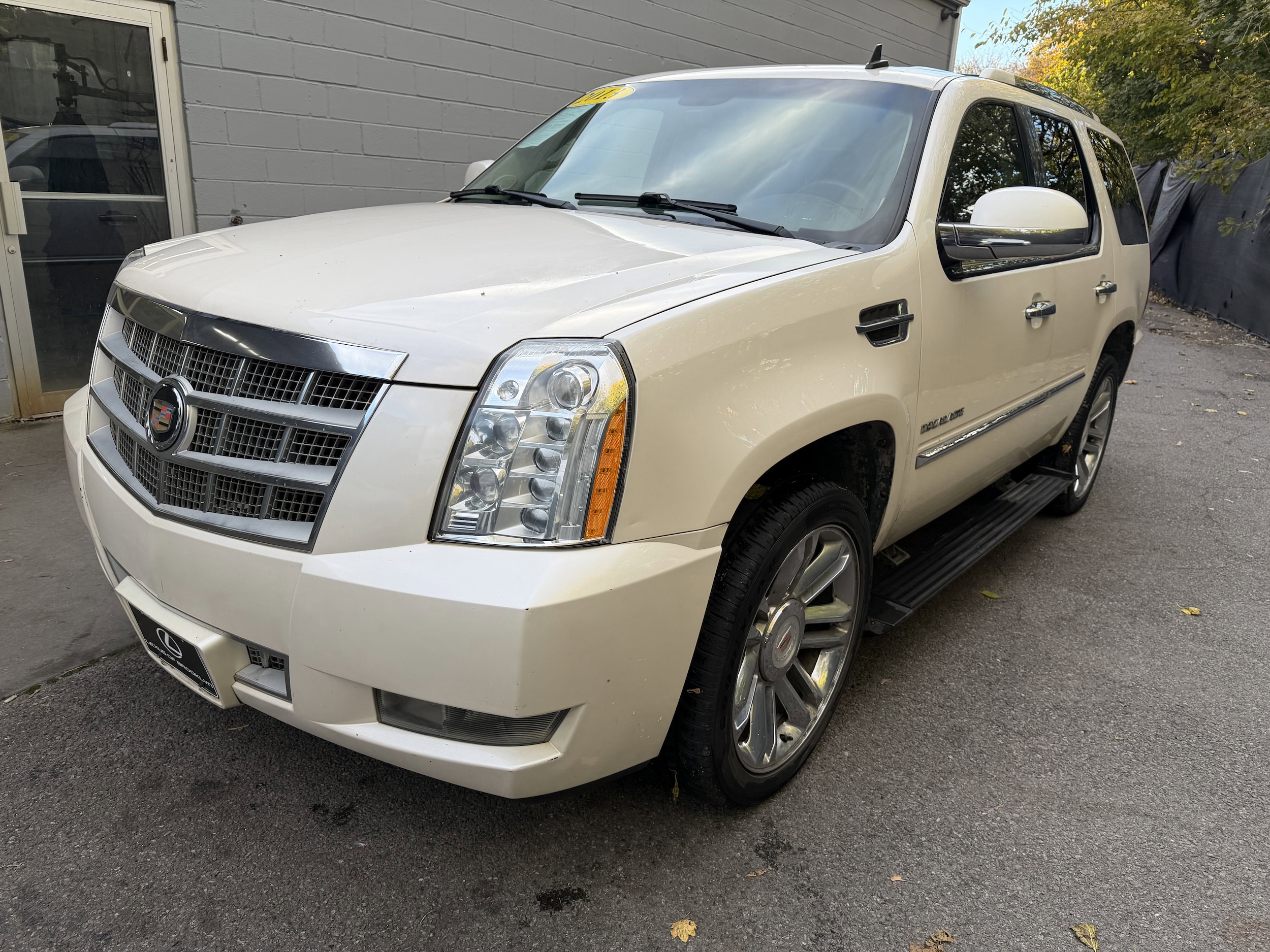 2013 Cadillac Escalade Platinum Edition