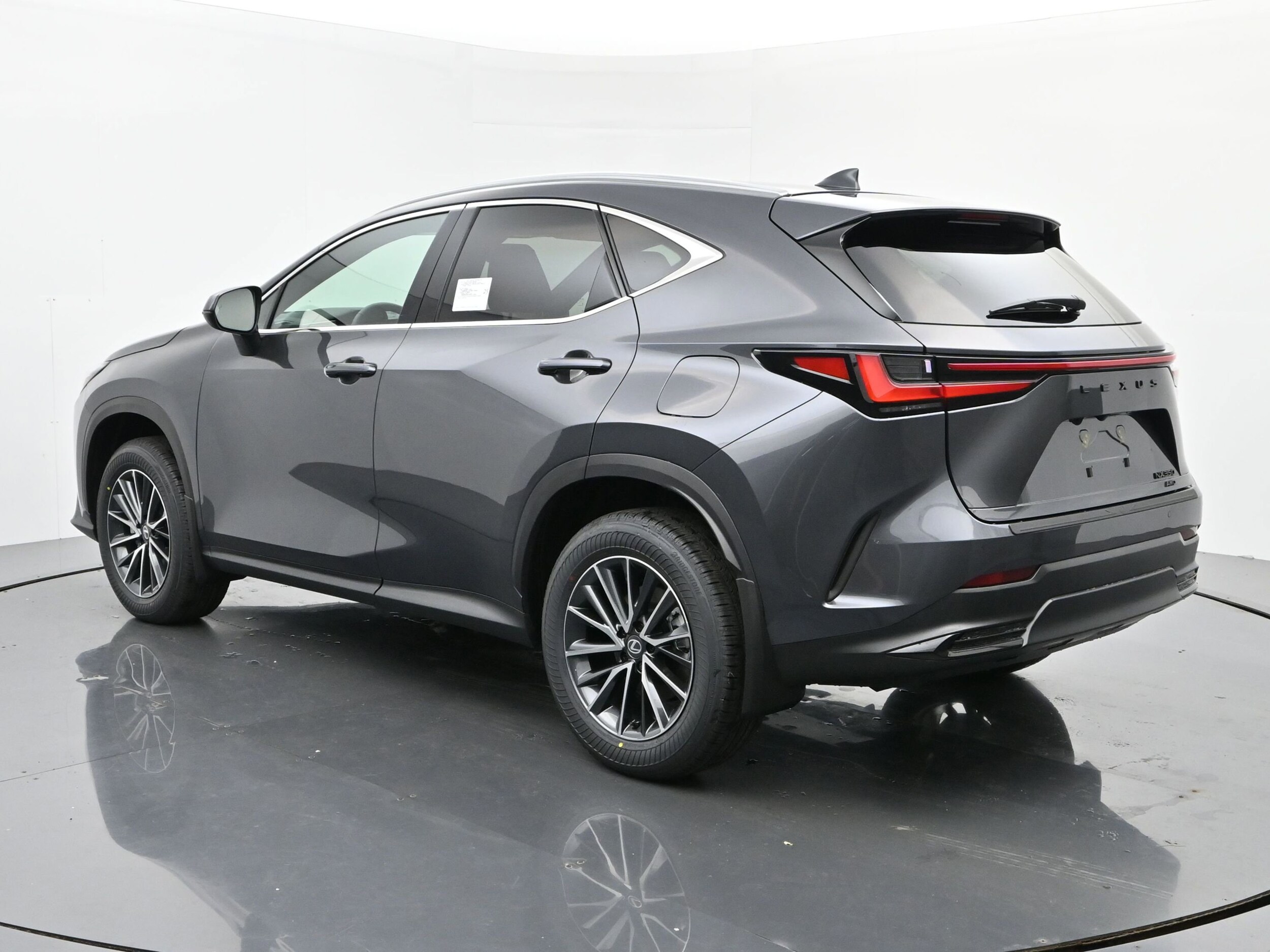 2026 Lexus NX 350 Premium photo 3