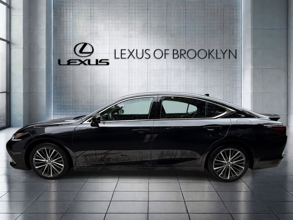 Used 2023 Lexus ES 350 Sedan