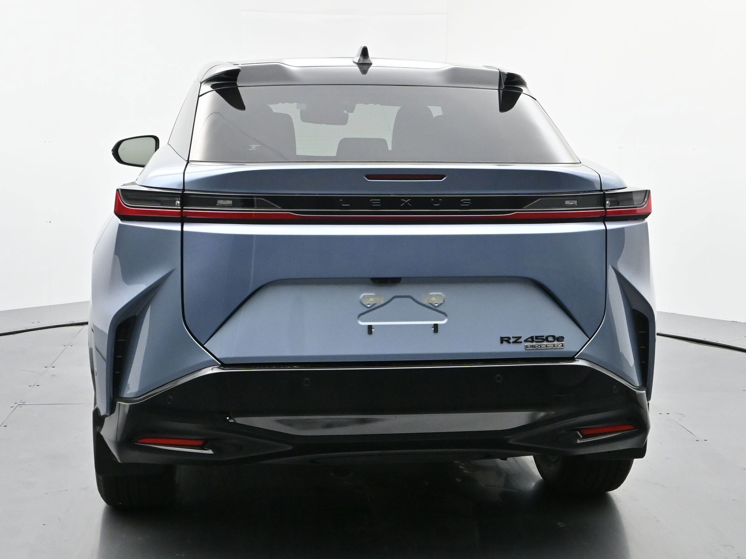2025 Lexus RZ 450e Premium photo 4