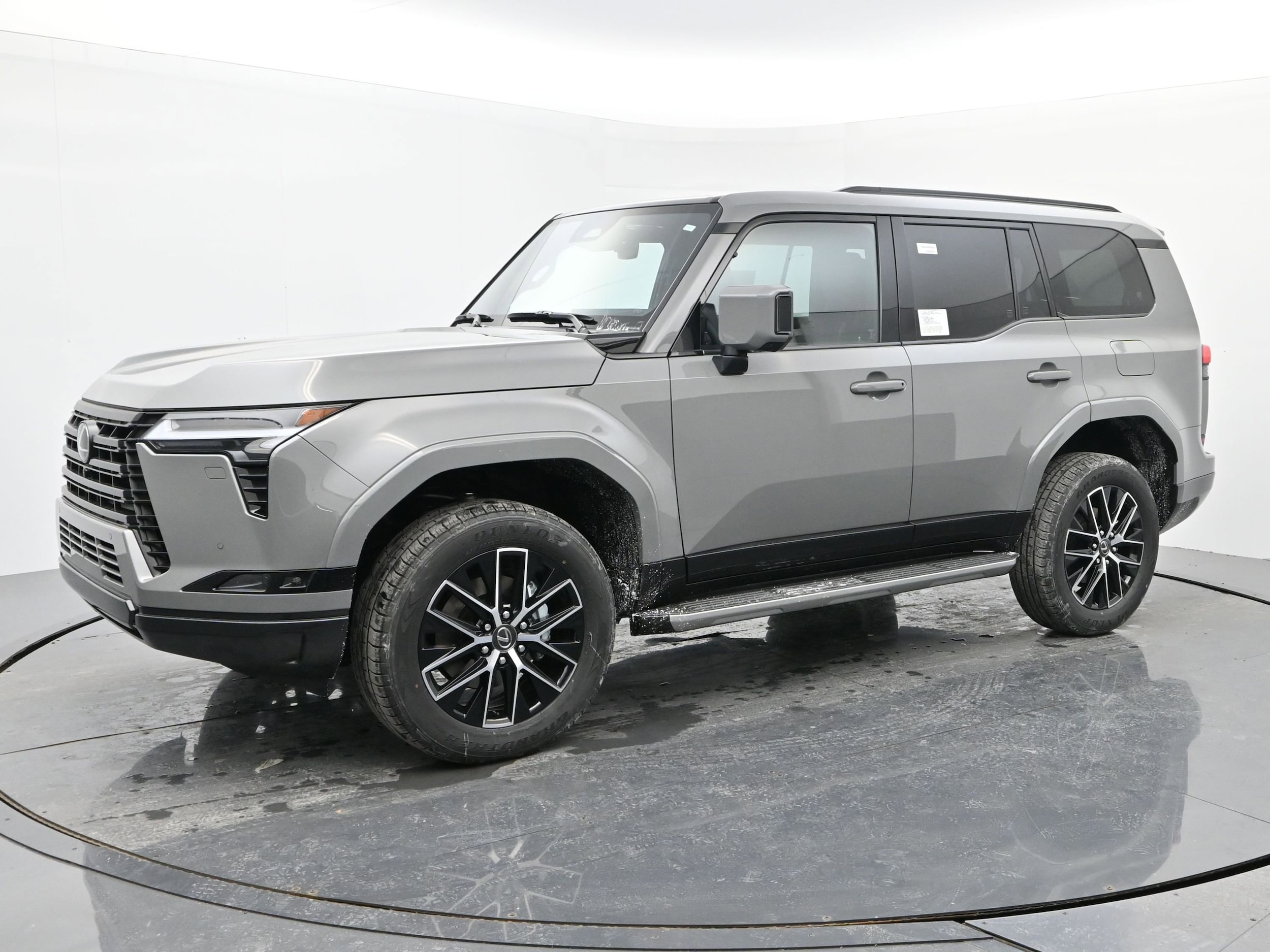 2025 Lexus GX Premium's photo