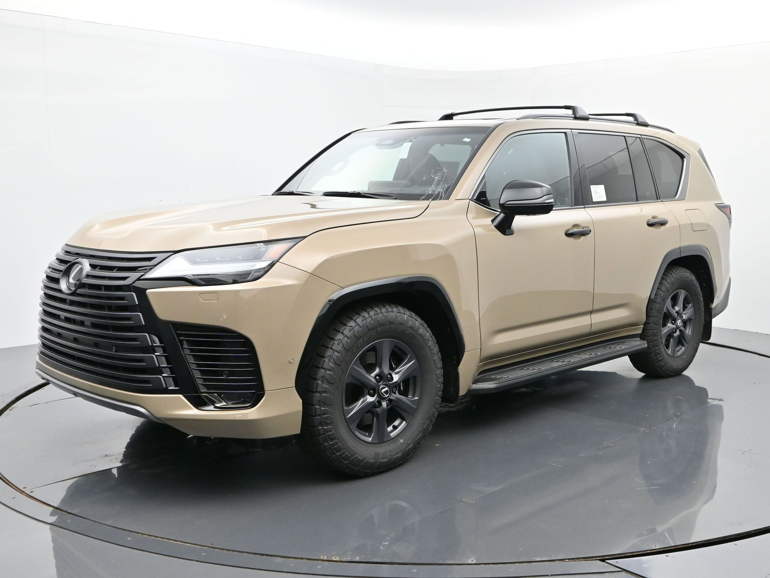 2025 Lexus LX Overtrail's photo