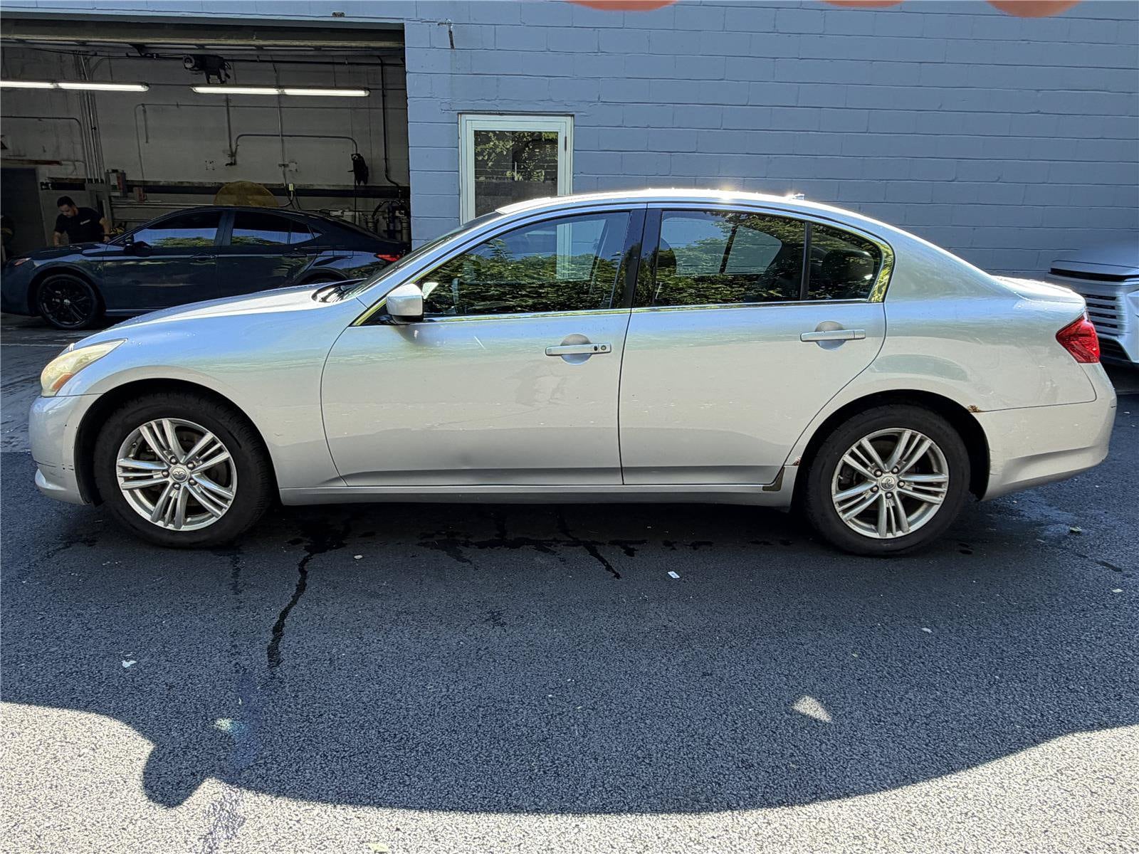 Used 2011 INFINITI G Sedan 37x with VIN JN1CV6AR0BM400850 for sale in Brooklyn, NY