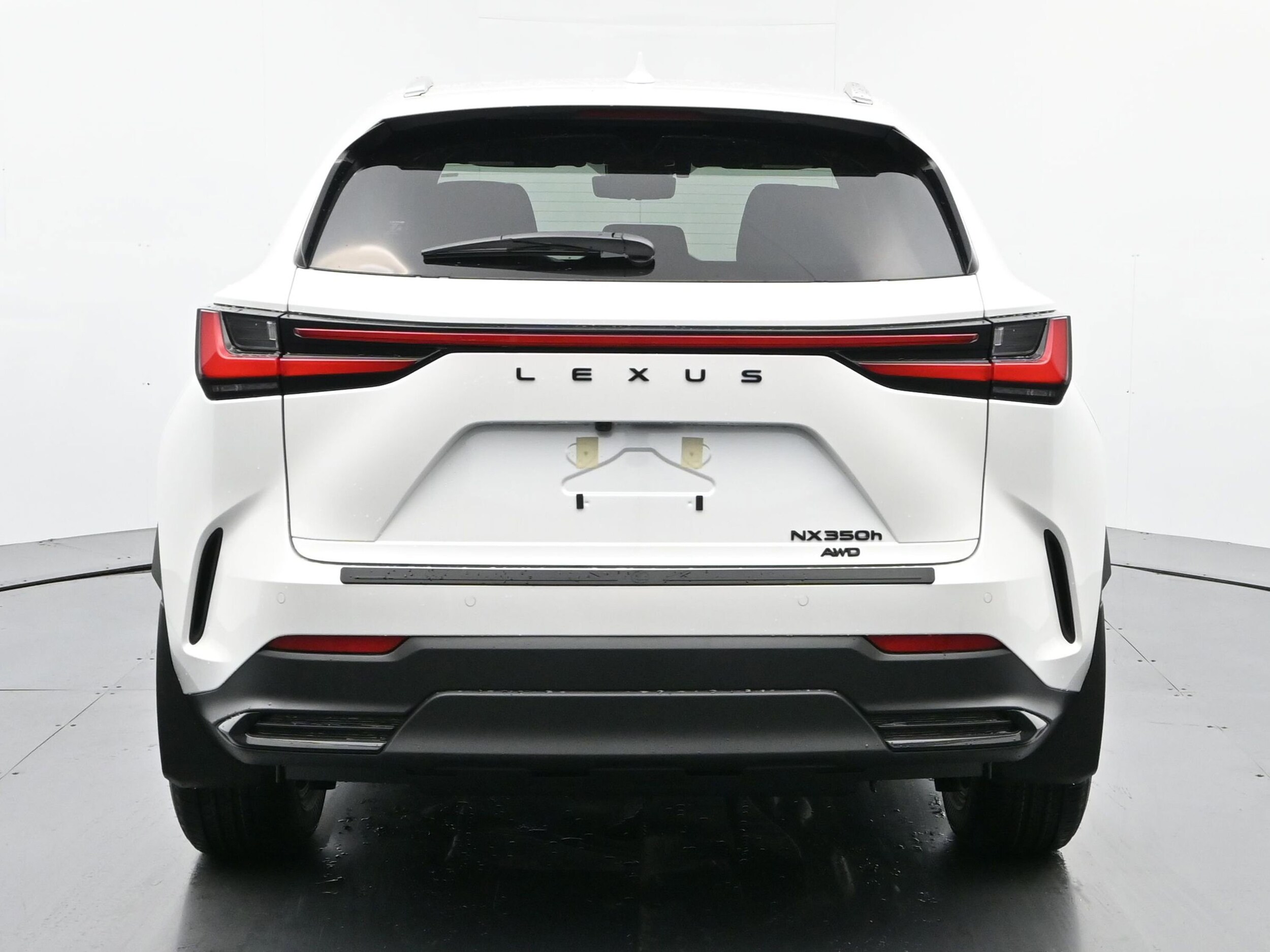 2025 Lexus NX 350h Premium photo 4