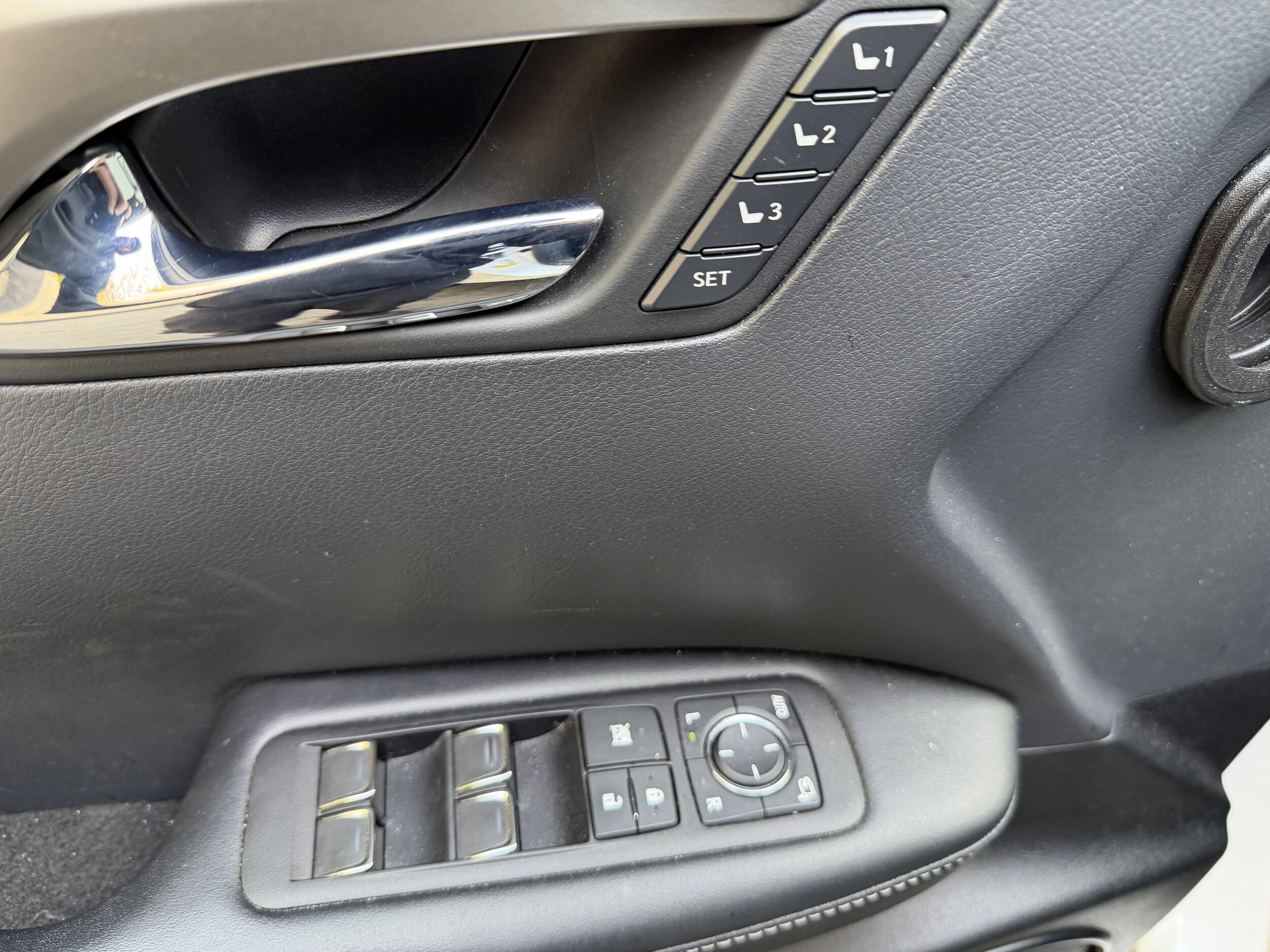 2022 Lexus RX 350 photo 3