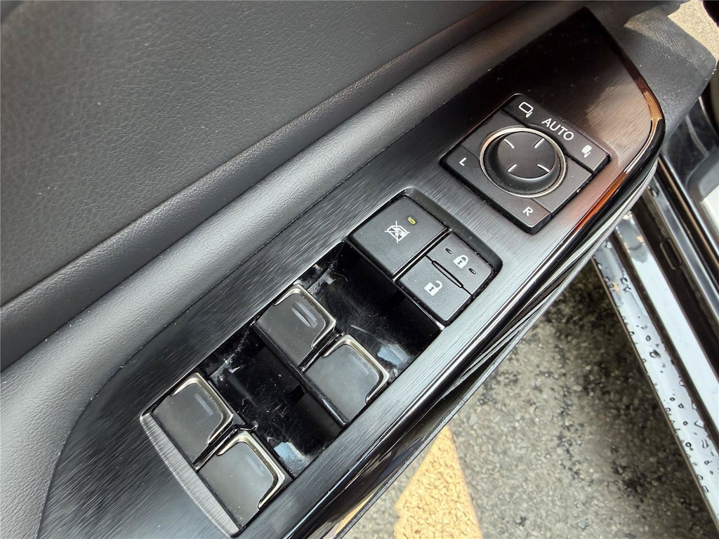 Used 2024 Lexus ES 250 Sedan