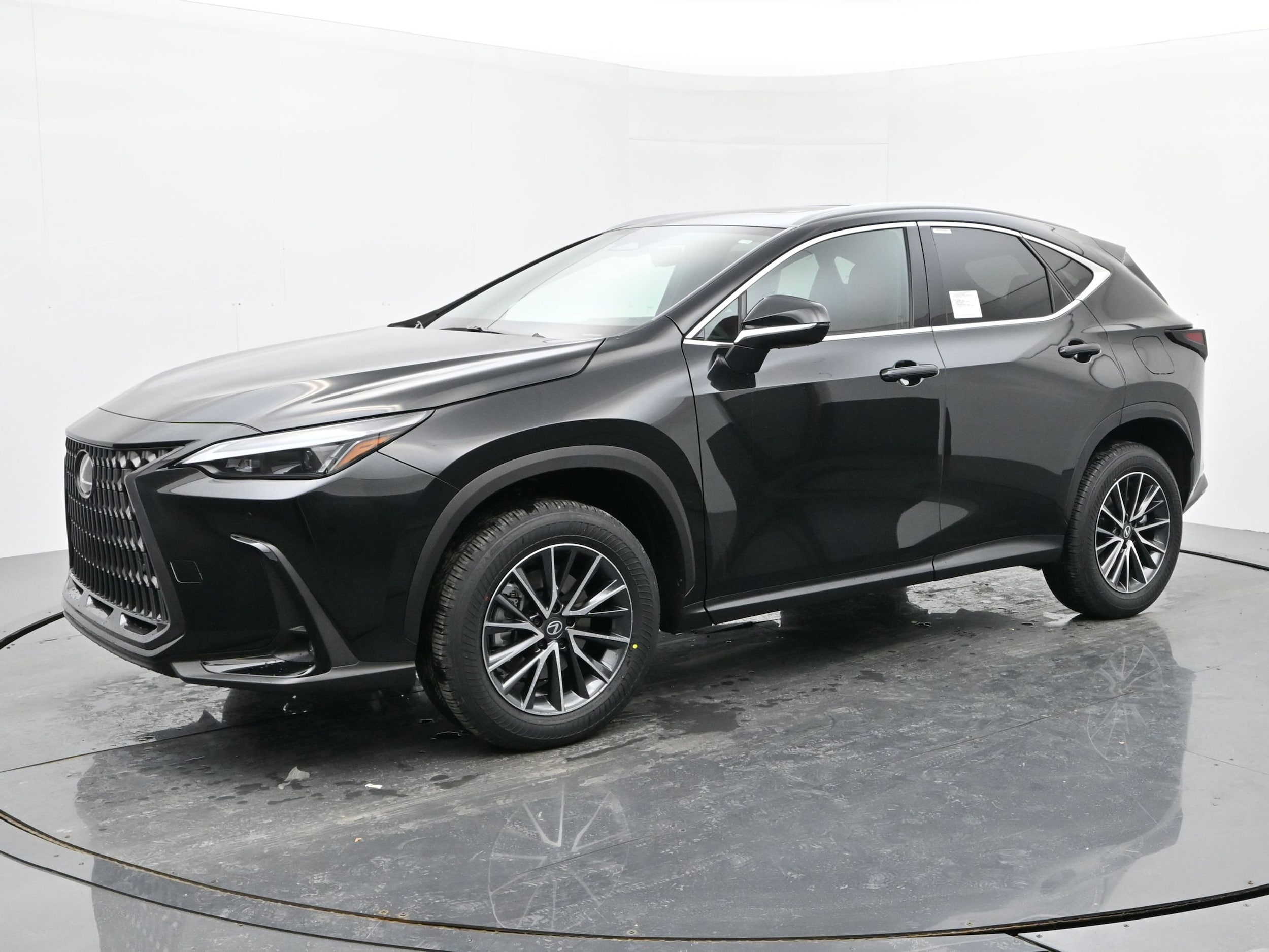 2026 Lexus NX 350's photo
