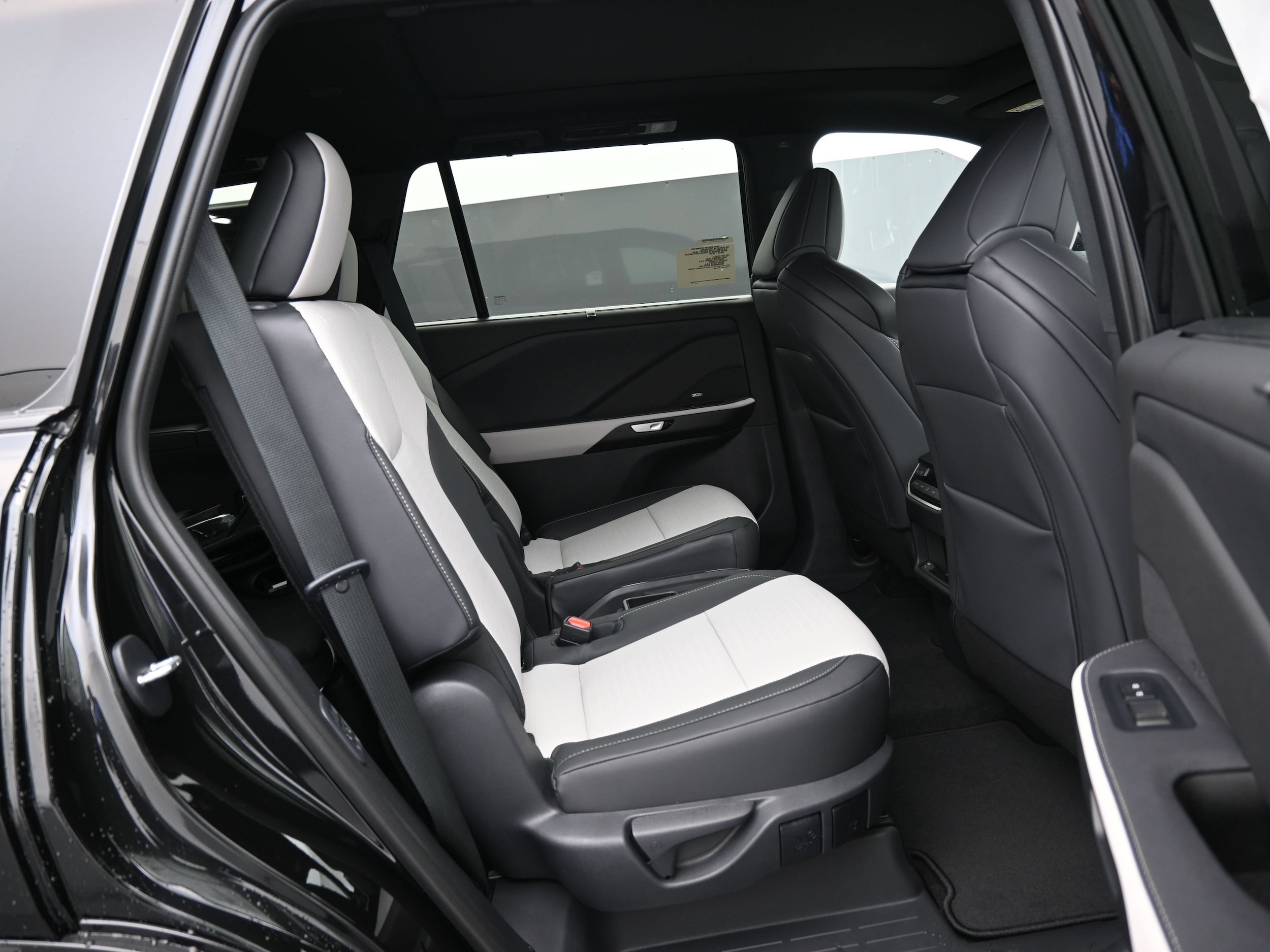 2026 Lexus TX 350 F-Sport - Photo 12