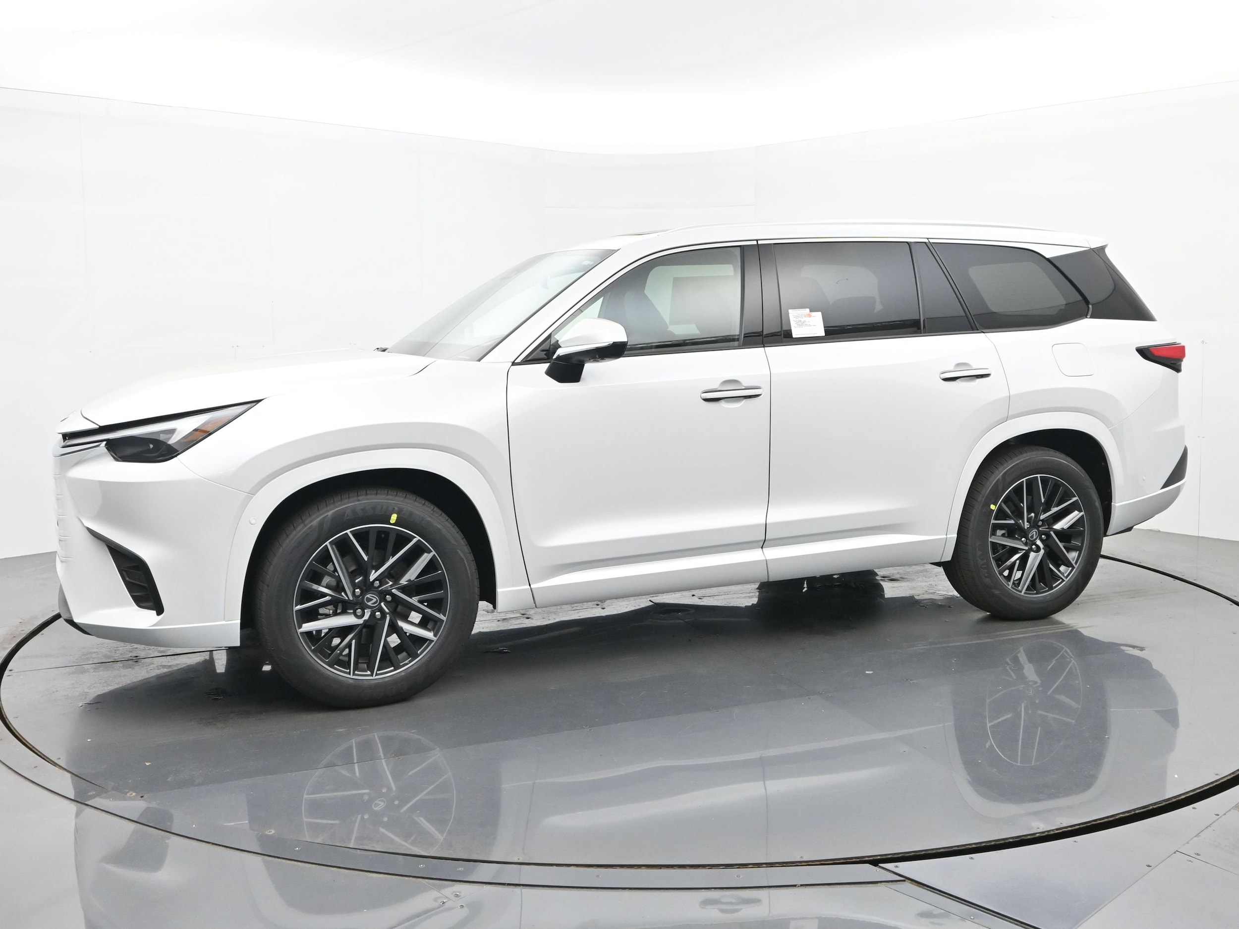 2026 Lexus TX 2