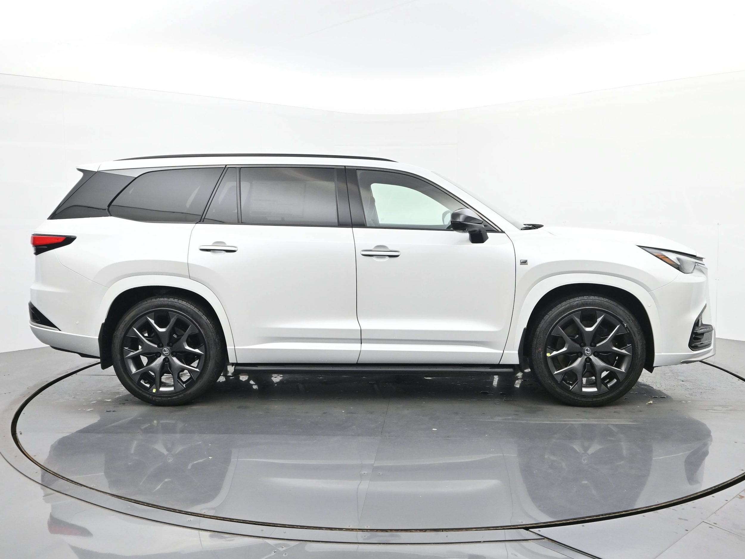 2026 Lexus TX 6
