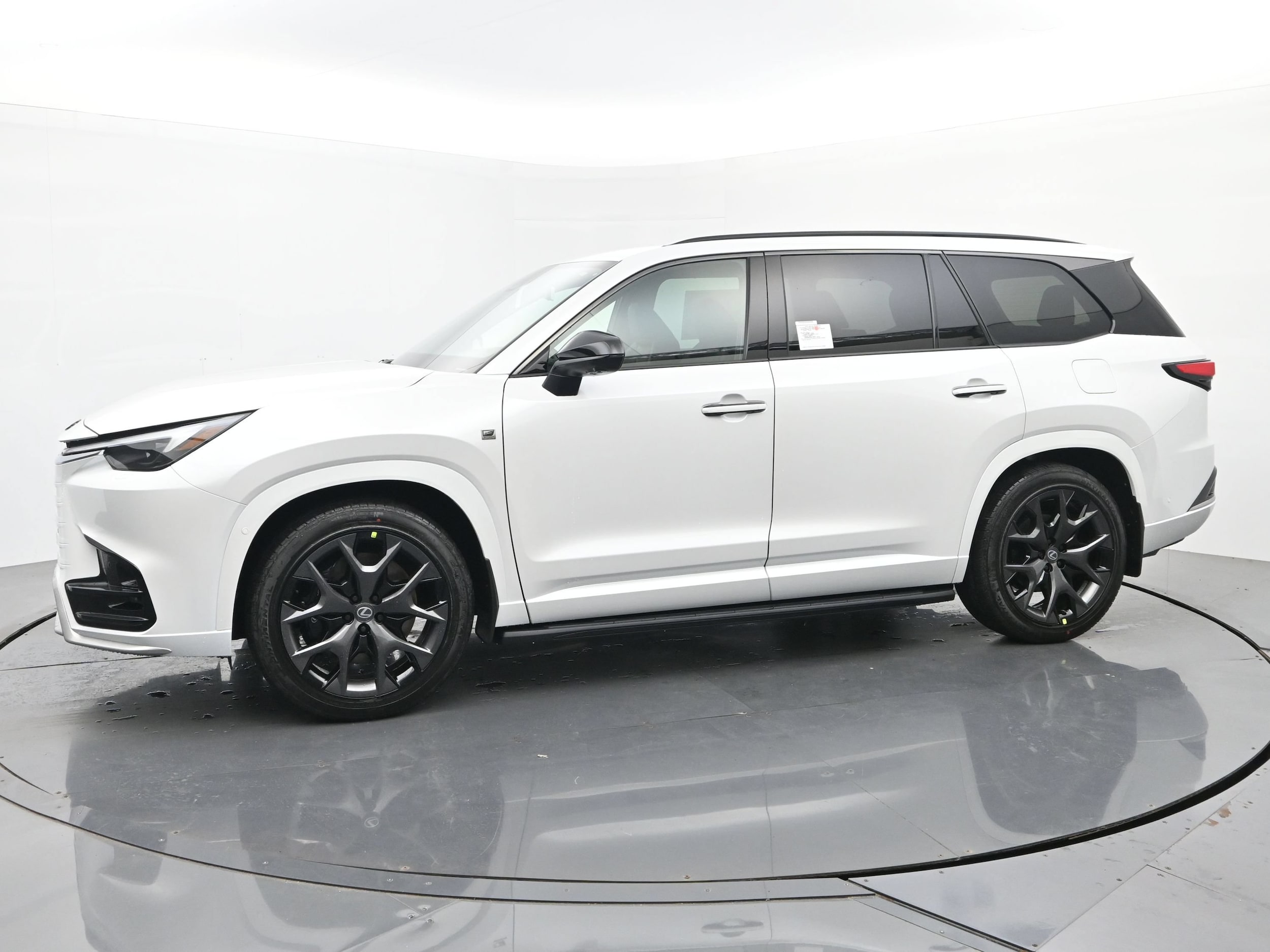 2026 Lexus TX 2