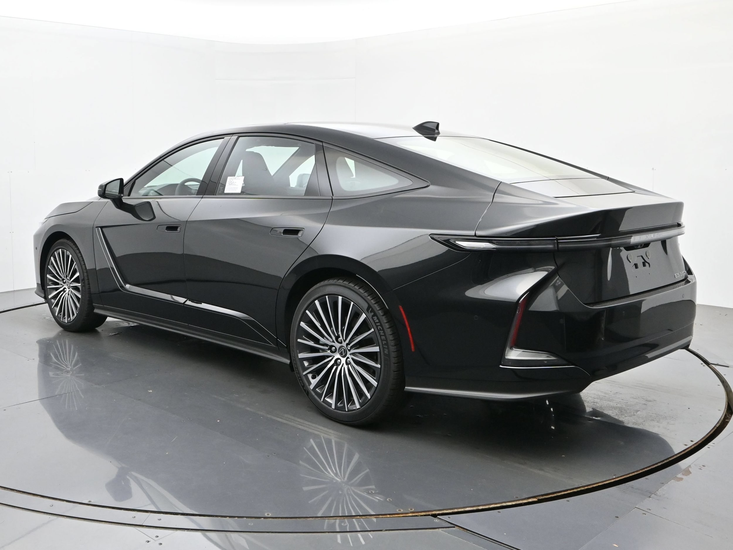 2026 Lexus ES 3