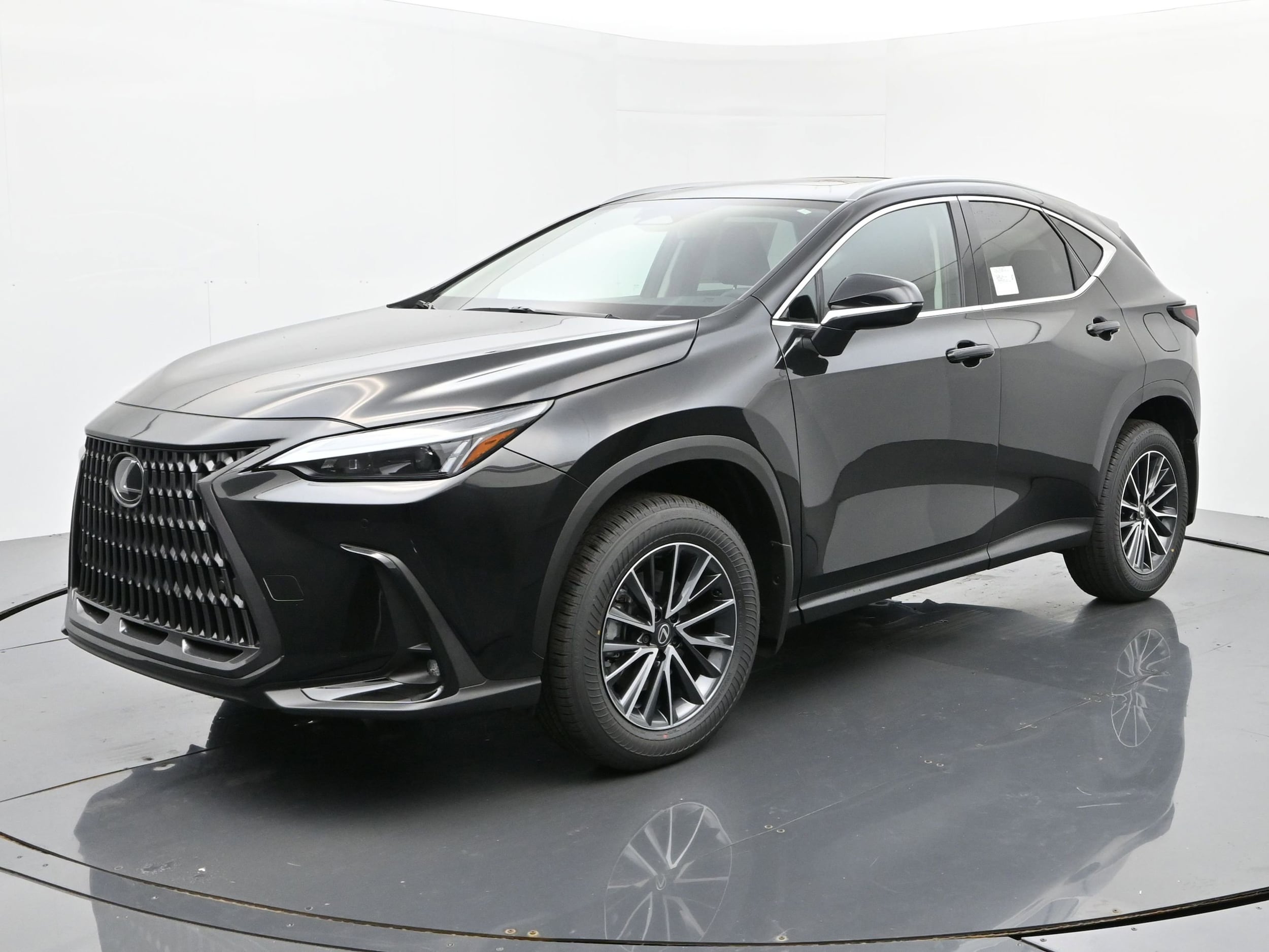 2026 Lexus NX 350's photo
