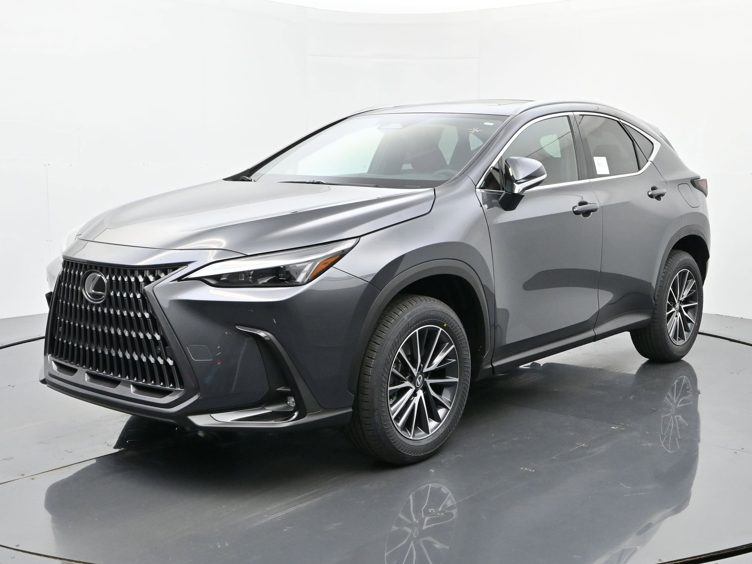 2026 Lexus NX 350's photo