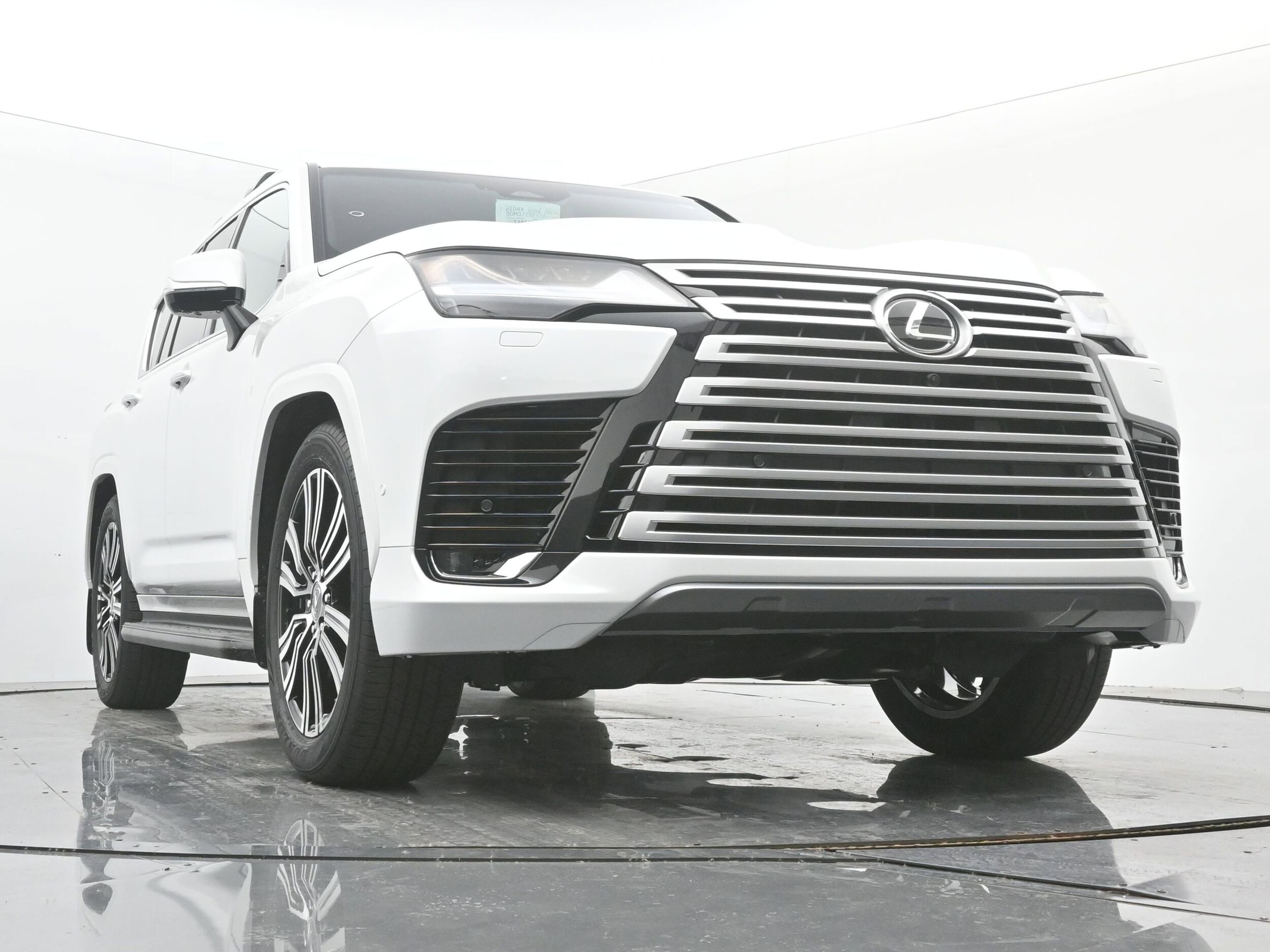 2026 Lexus LX 700h Luxury - Photo 22