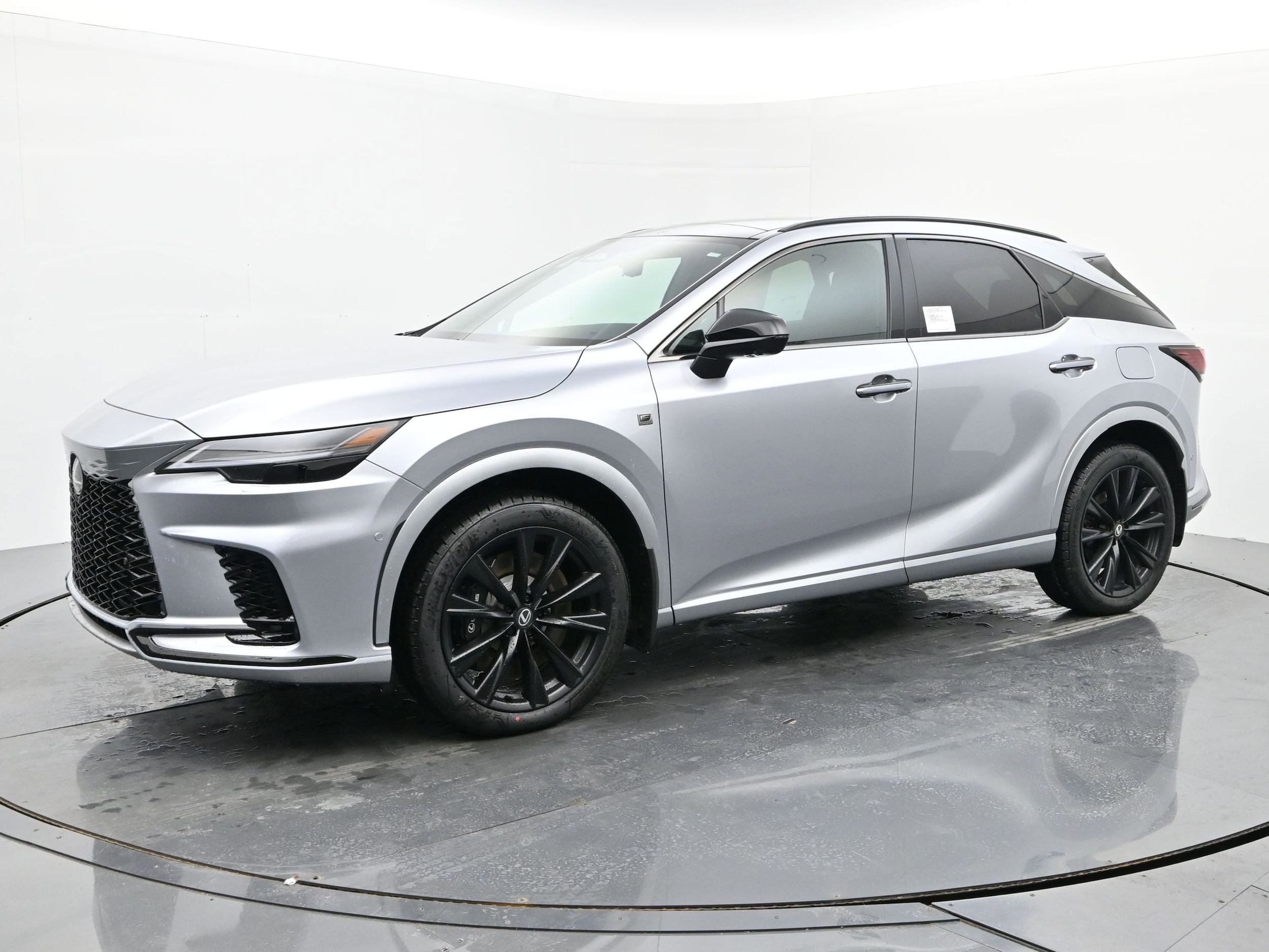 2026 Lexus RX Hybrid 500h's photo