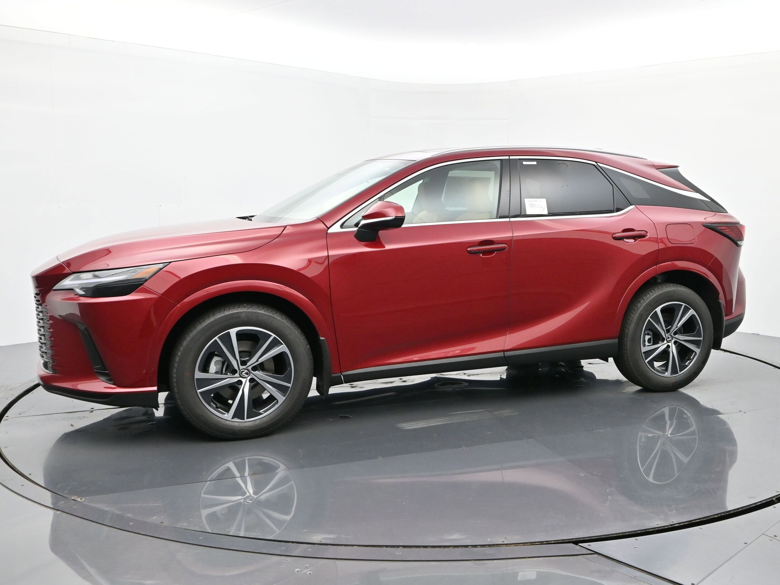 2025 Lexus RX 350 Premium photo 2