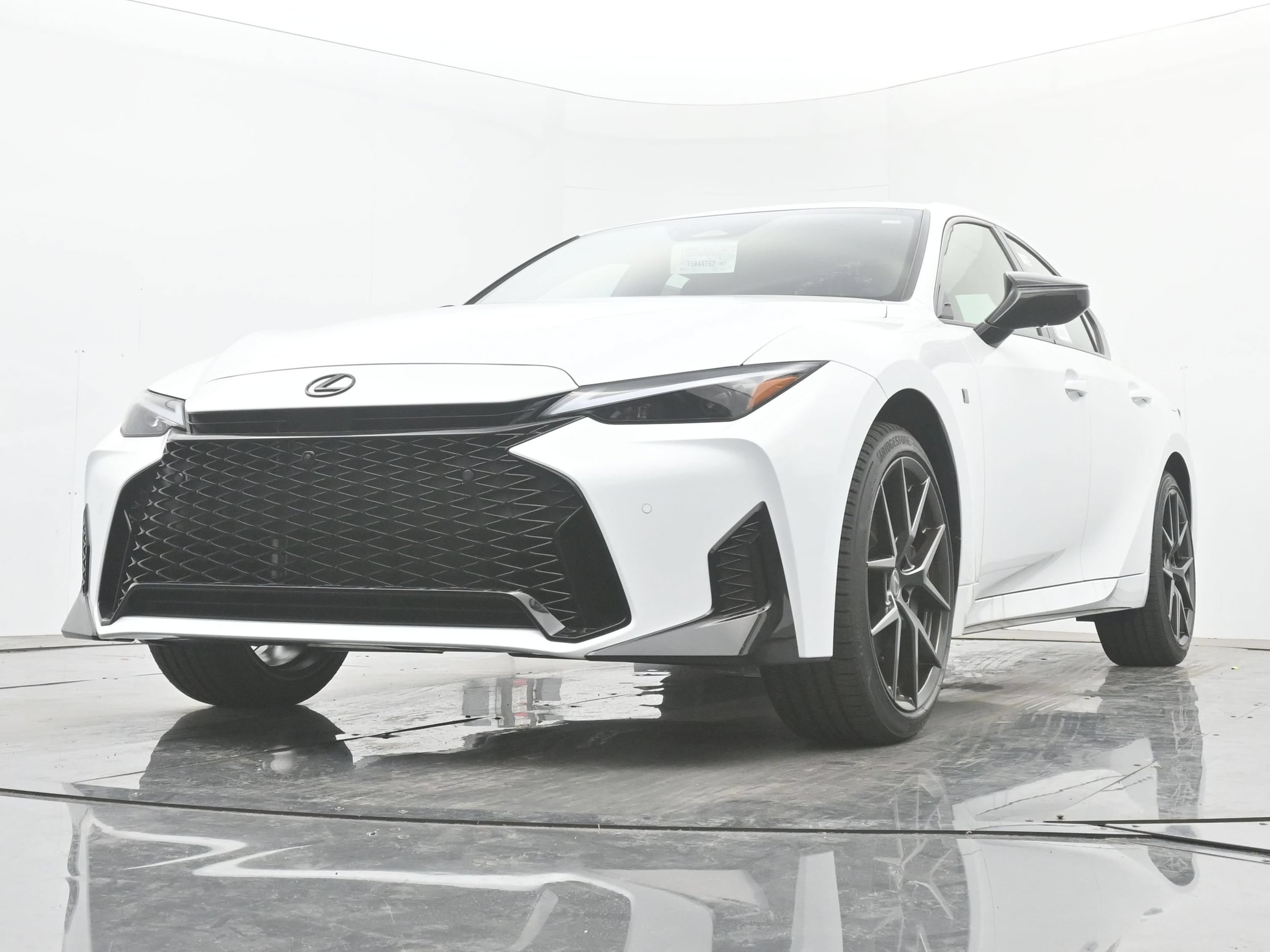 2026 Lexus IS 350 F SPORT DESIGN - Photo 15