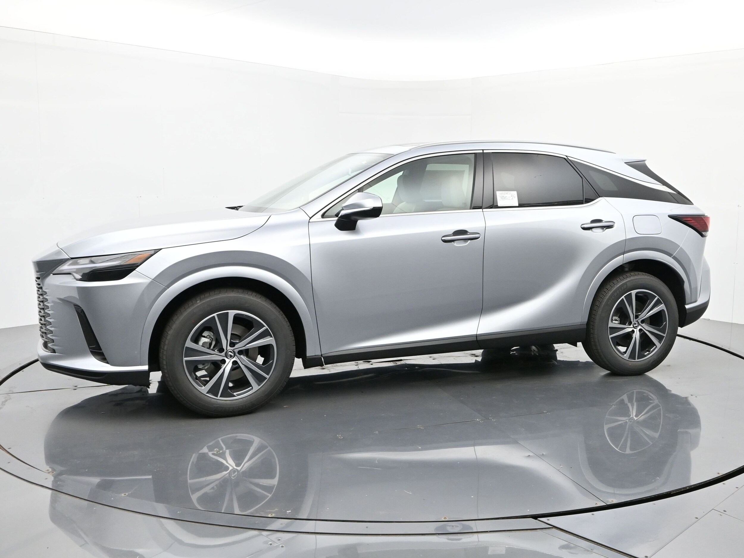 2025 Lexus RX 350 Premium photo 2
