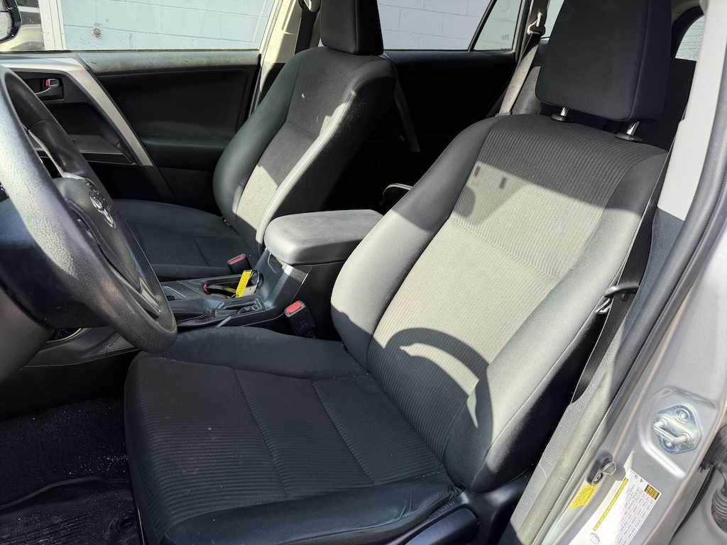 Used 2018 Toyota RAV4 LE SUV