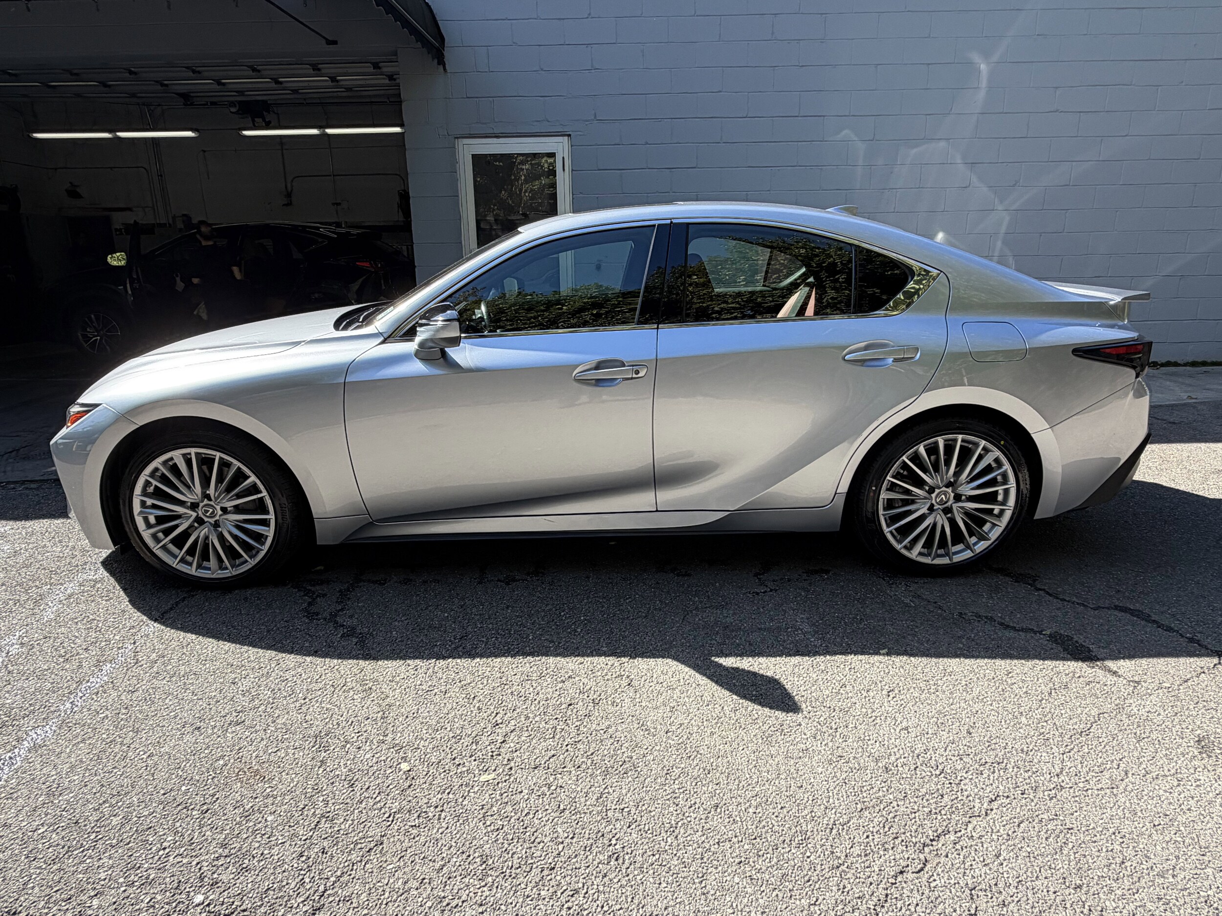 2022 Lexus IS 300 photo 3