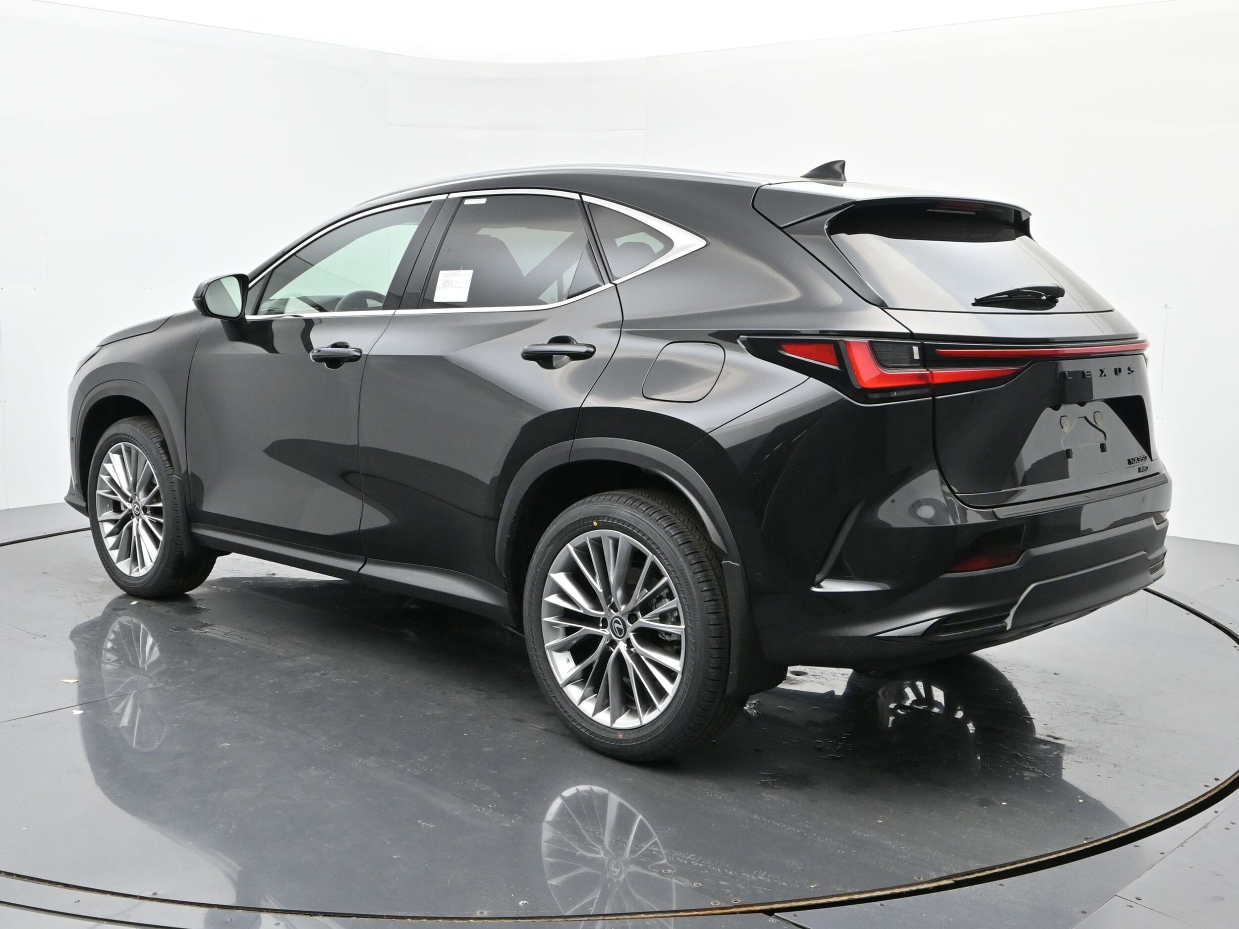 2026 Lexus NX 350 Luxury AWD photo 3