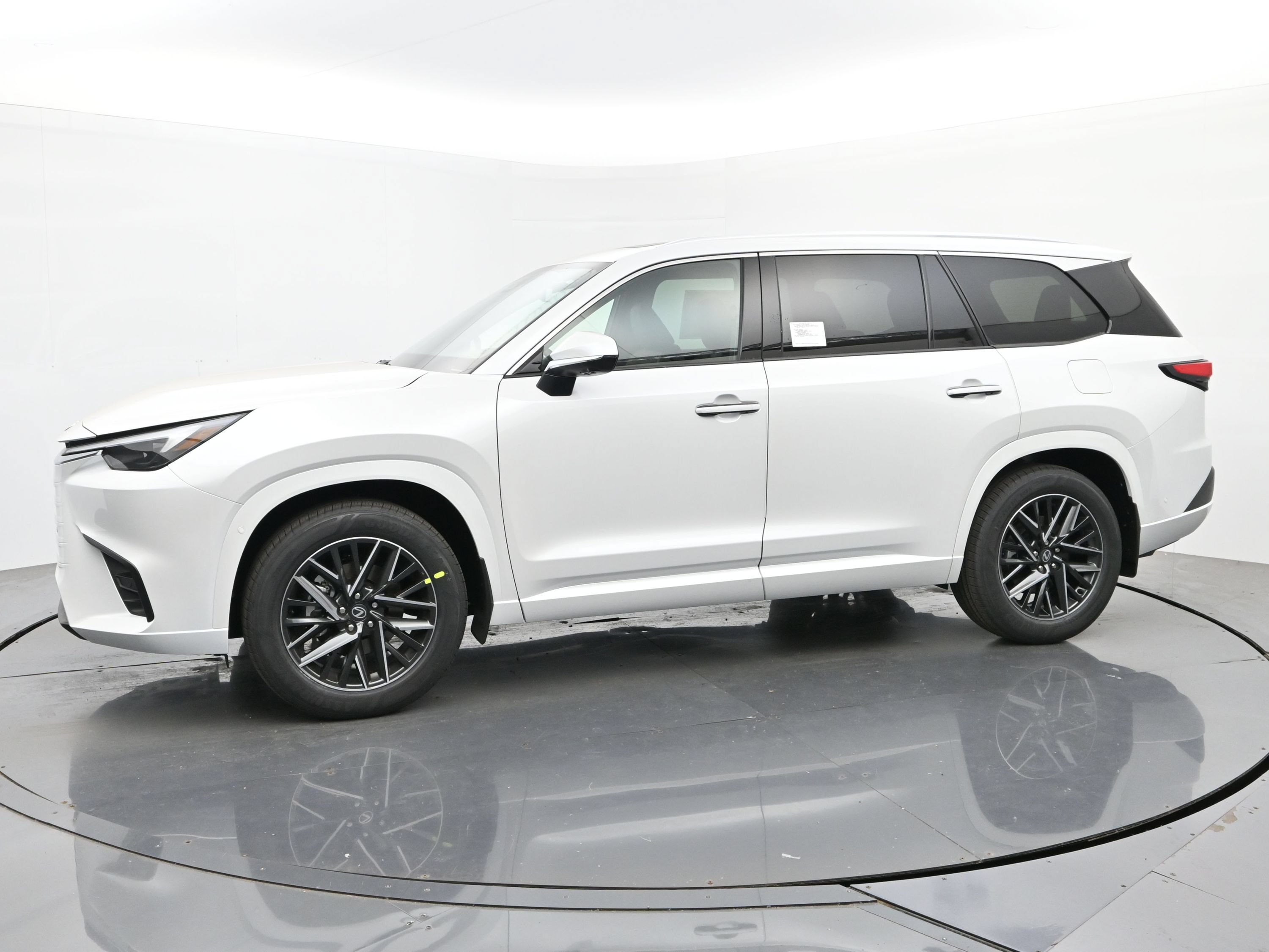 2026 Lexus TX 2