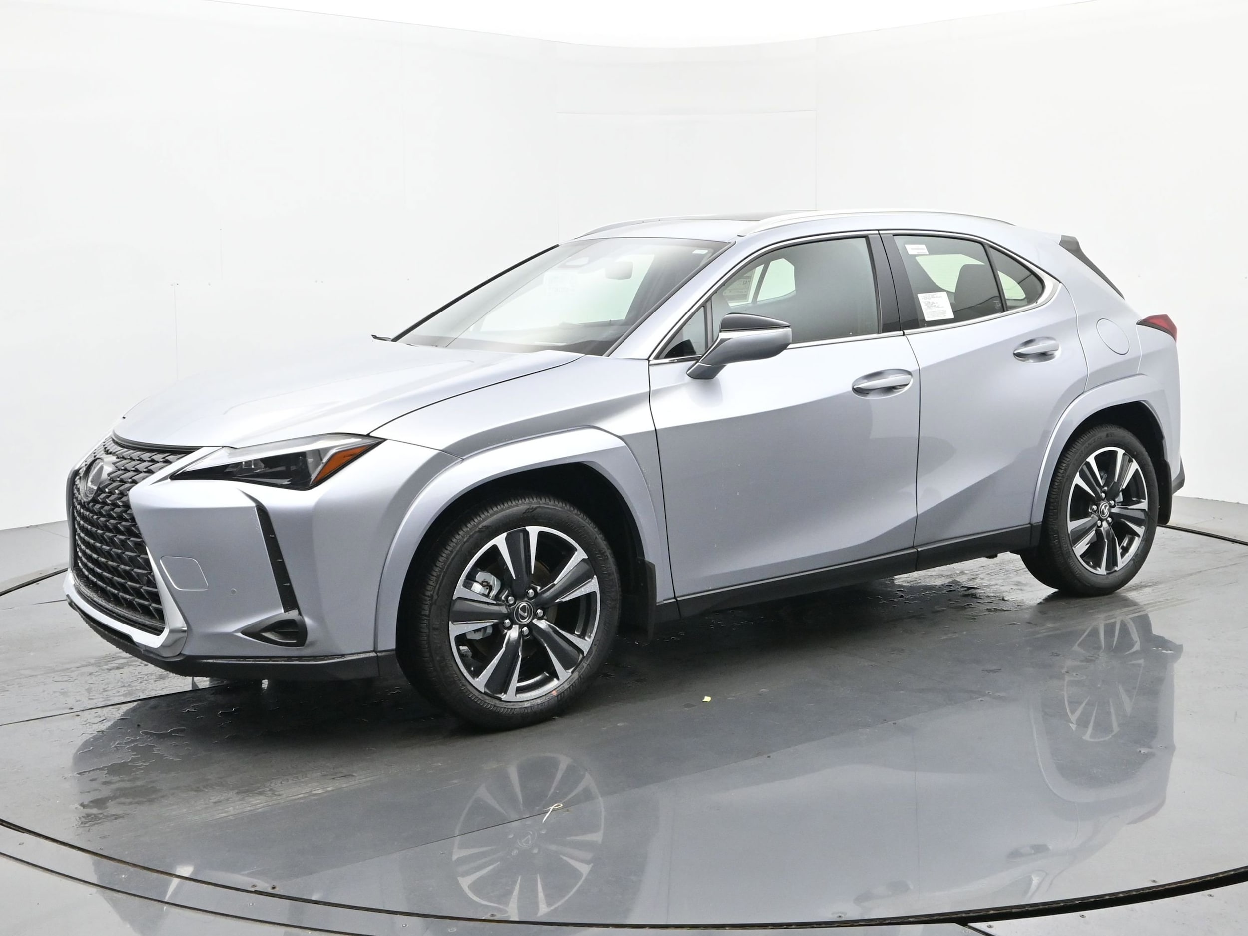 2026 Lexus UX 300h 300h Premium AWD's photo