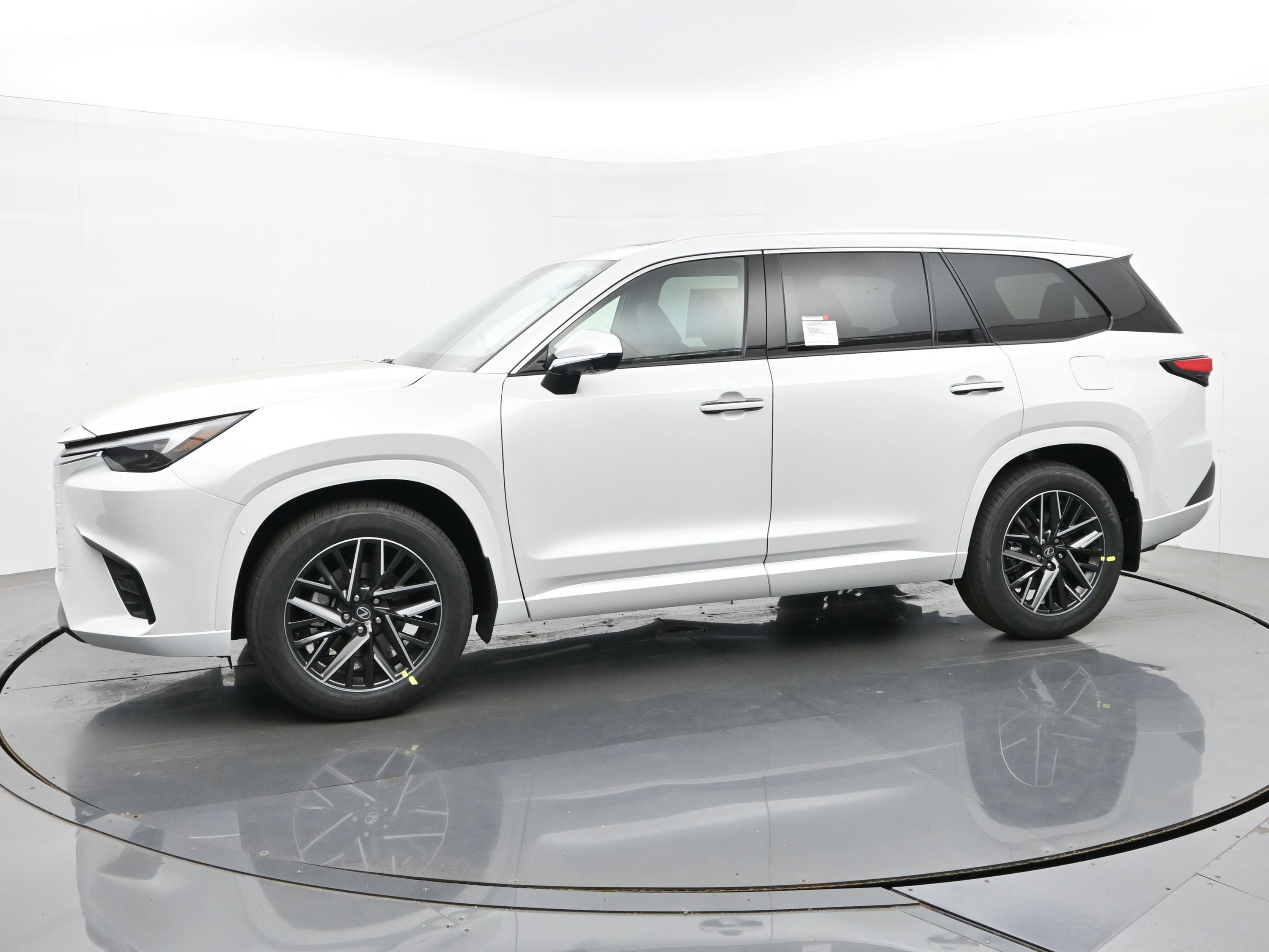 2026 Lexus TX 2