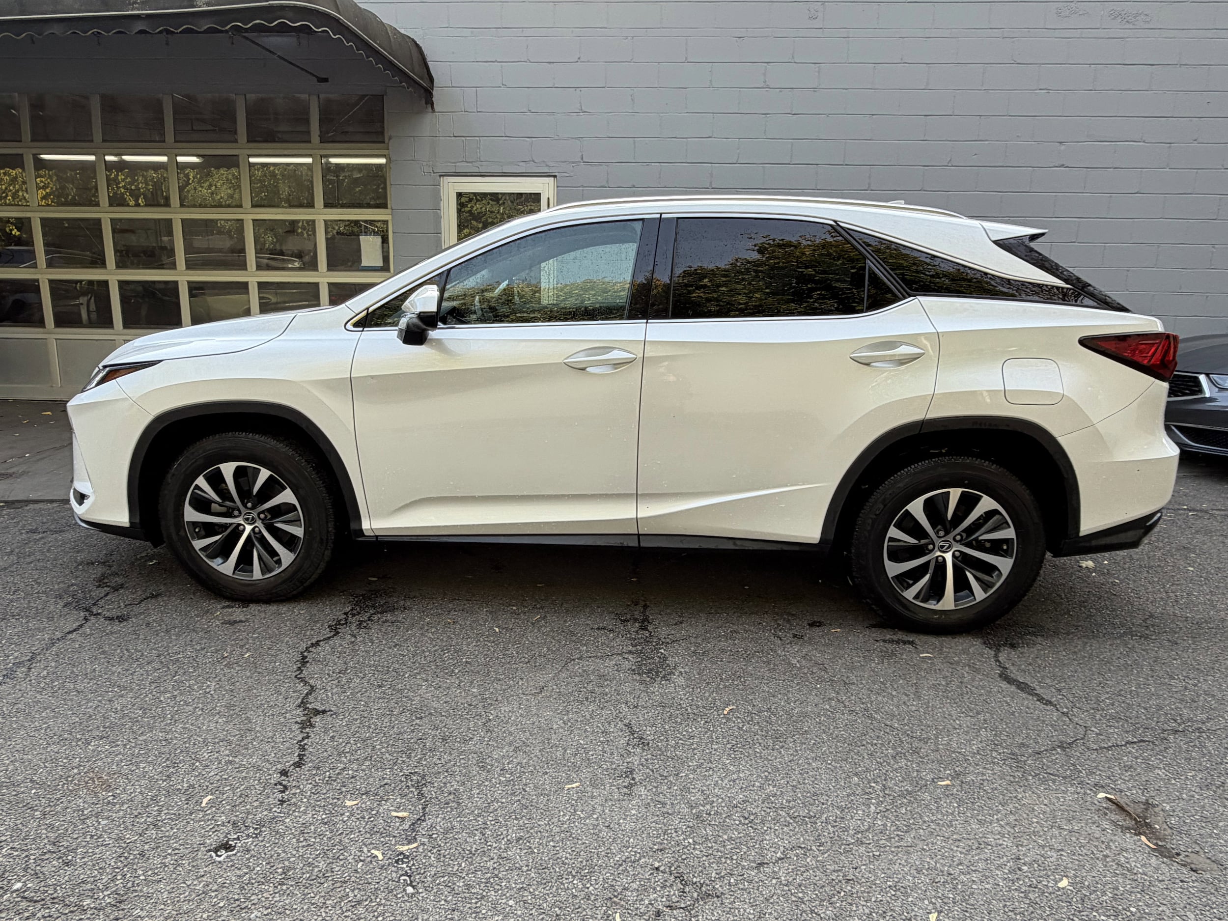 2022 Lexus RX 350 photo 2