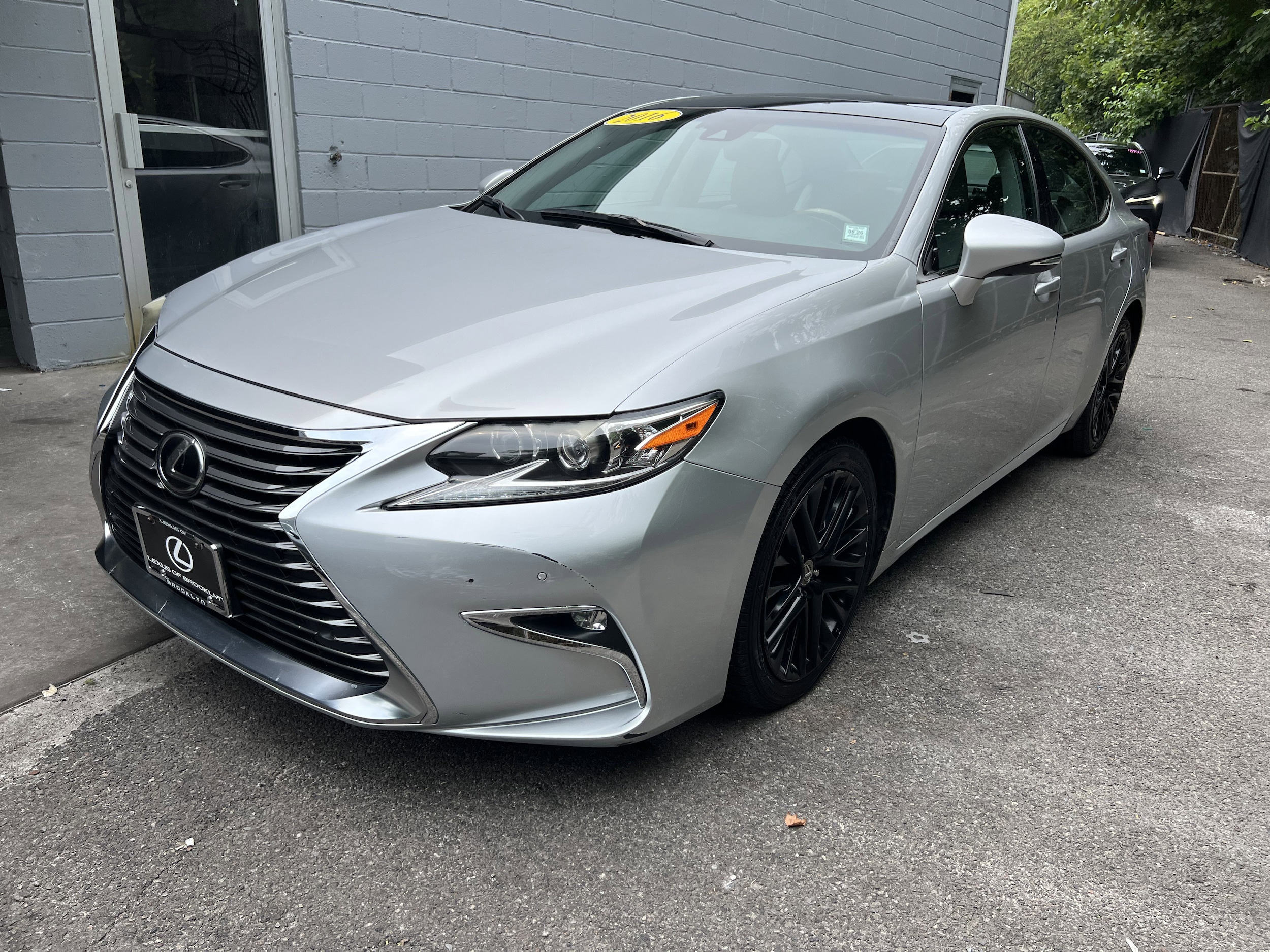 2016 Lexus ES