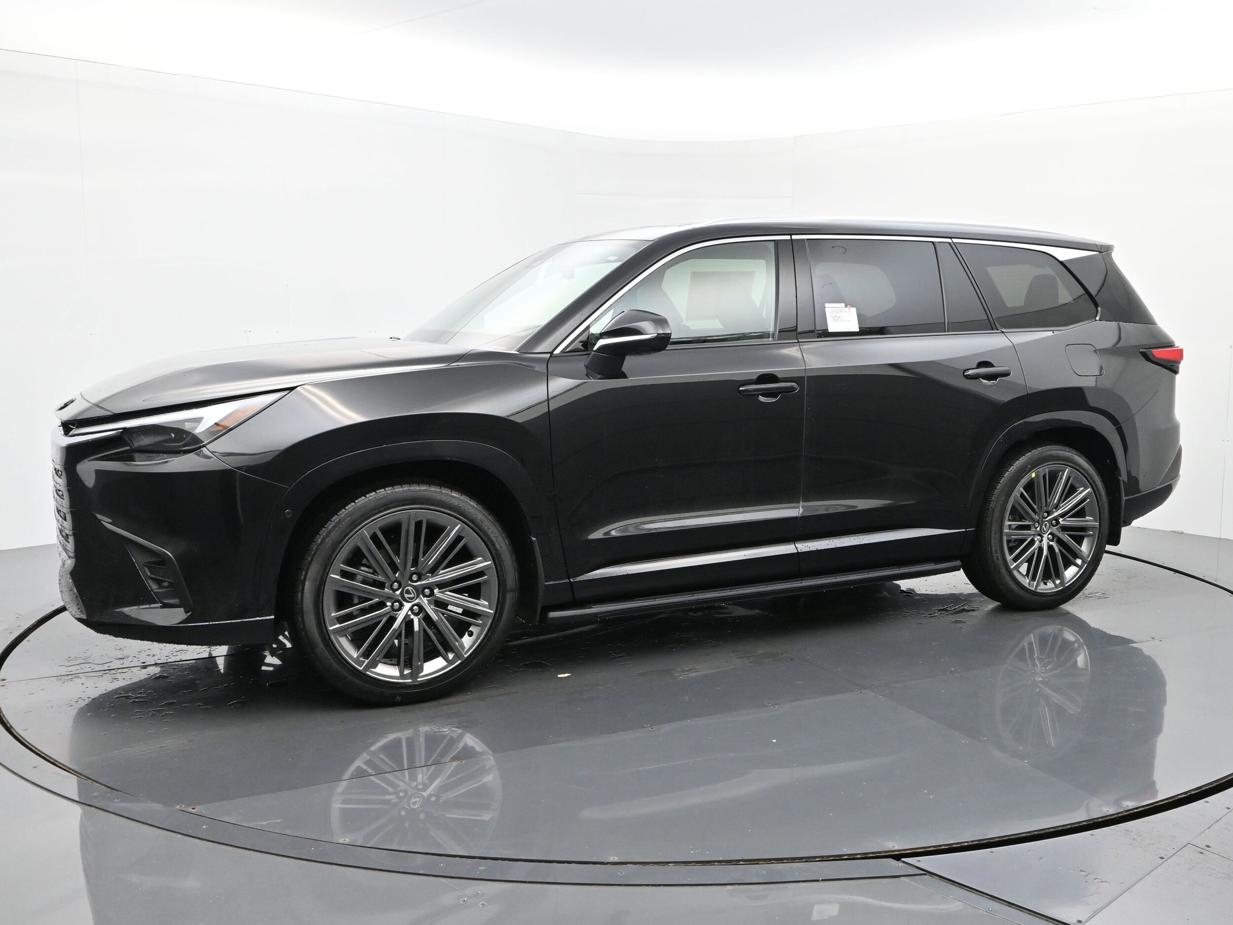 2026 Lexus TX 350 Luxury photo 2