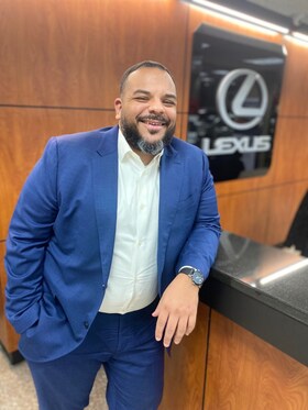 Staff member James Clayton from ID_77d179d93d5d