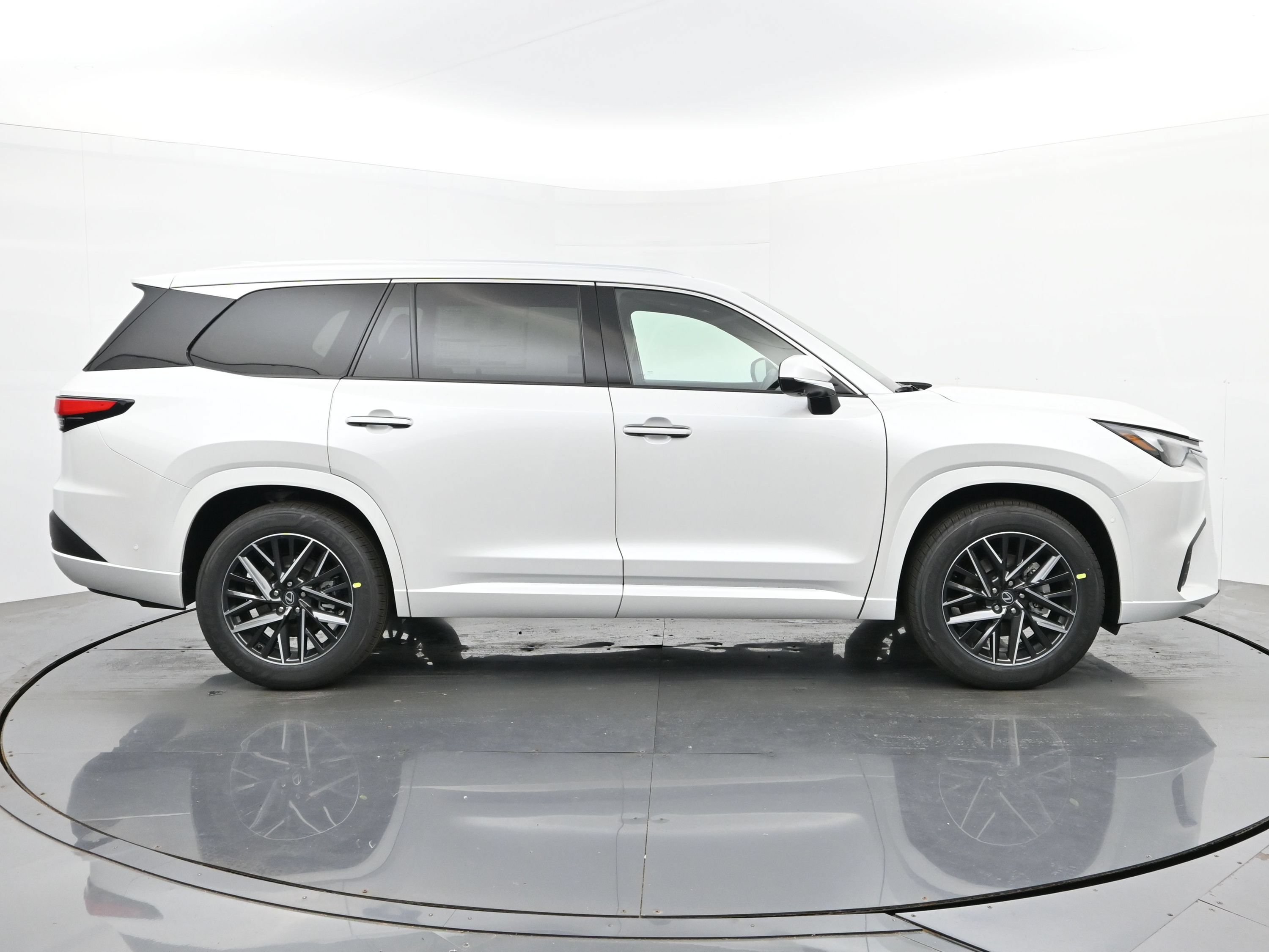 2026 Lexus TX 6