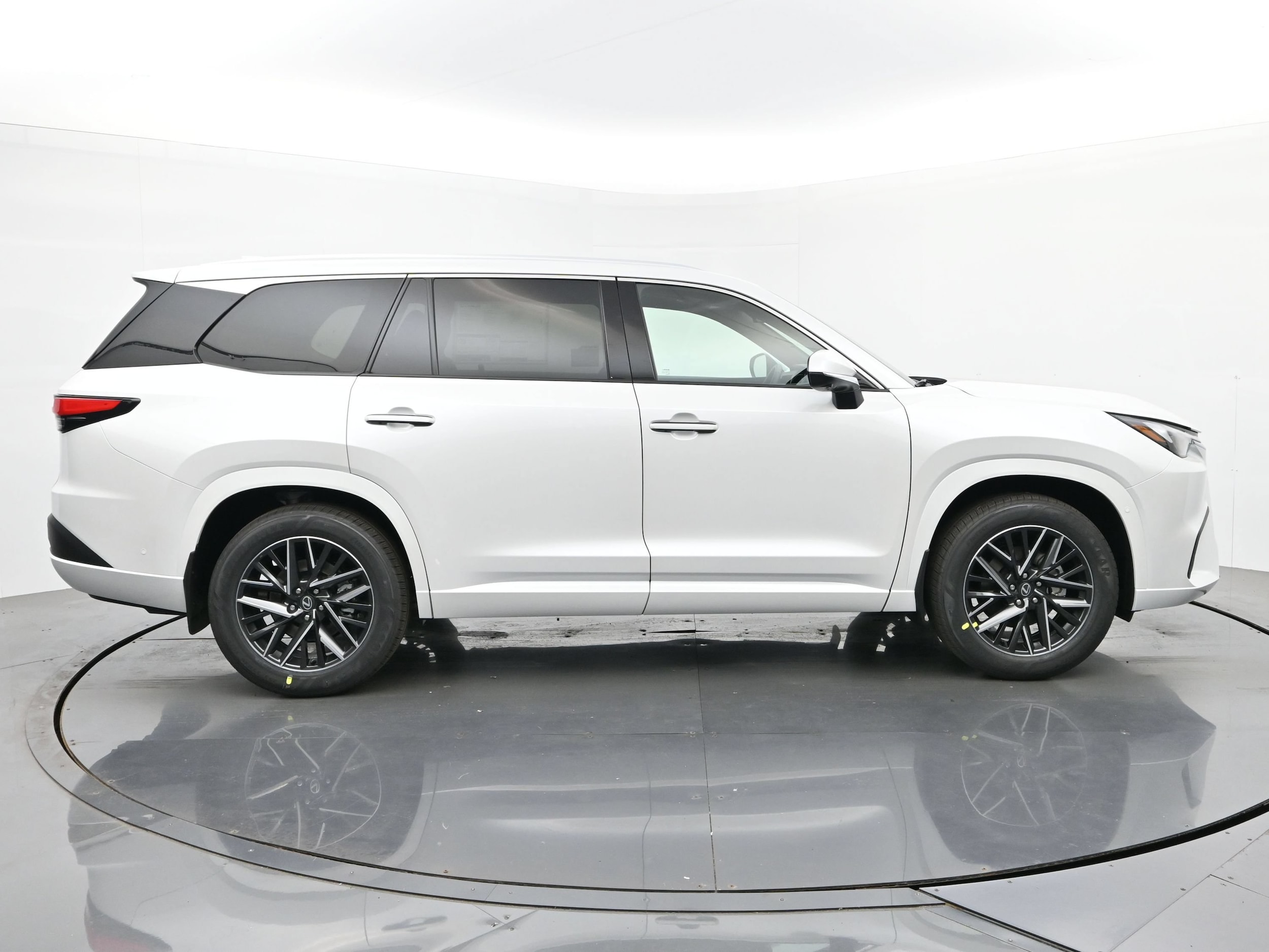 2026 Lexus TX 6