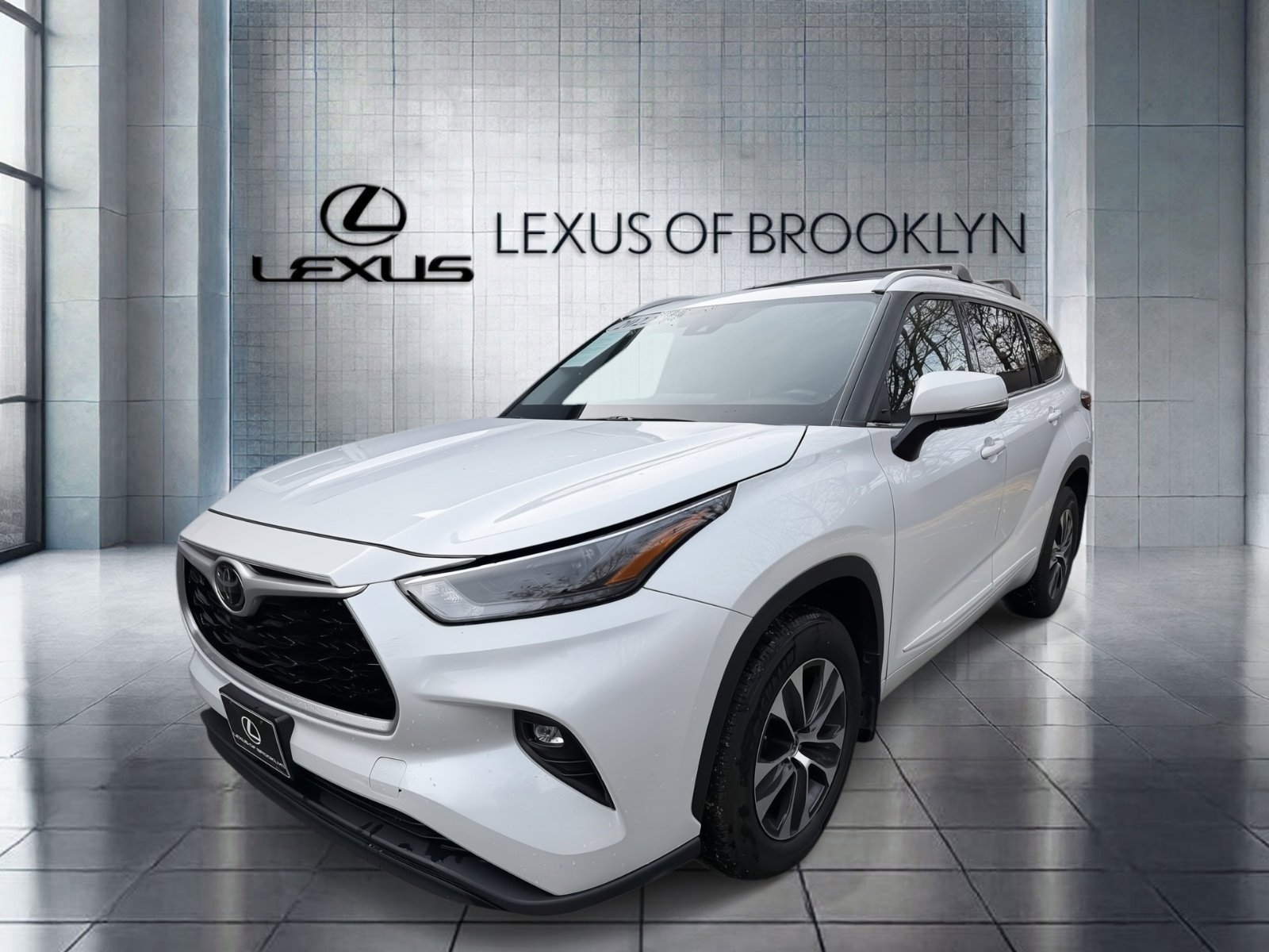 2022 Toyota Highlander XLE's photo